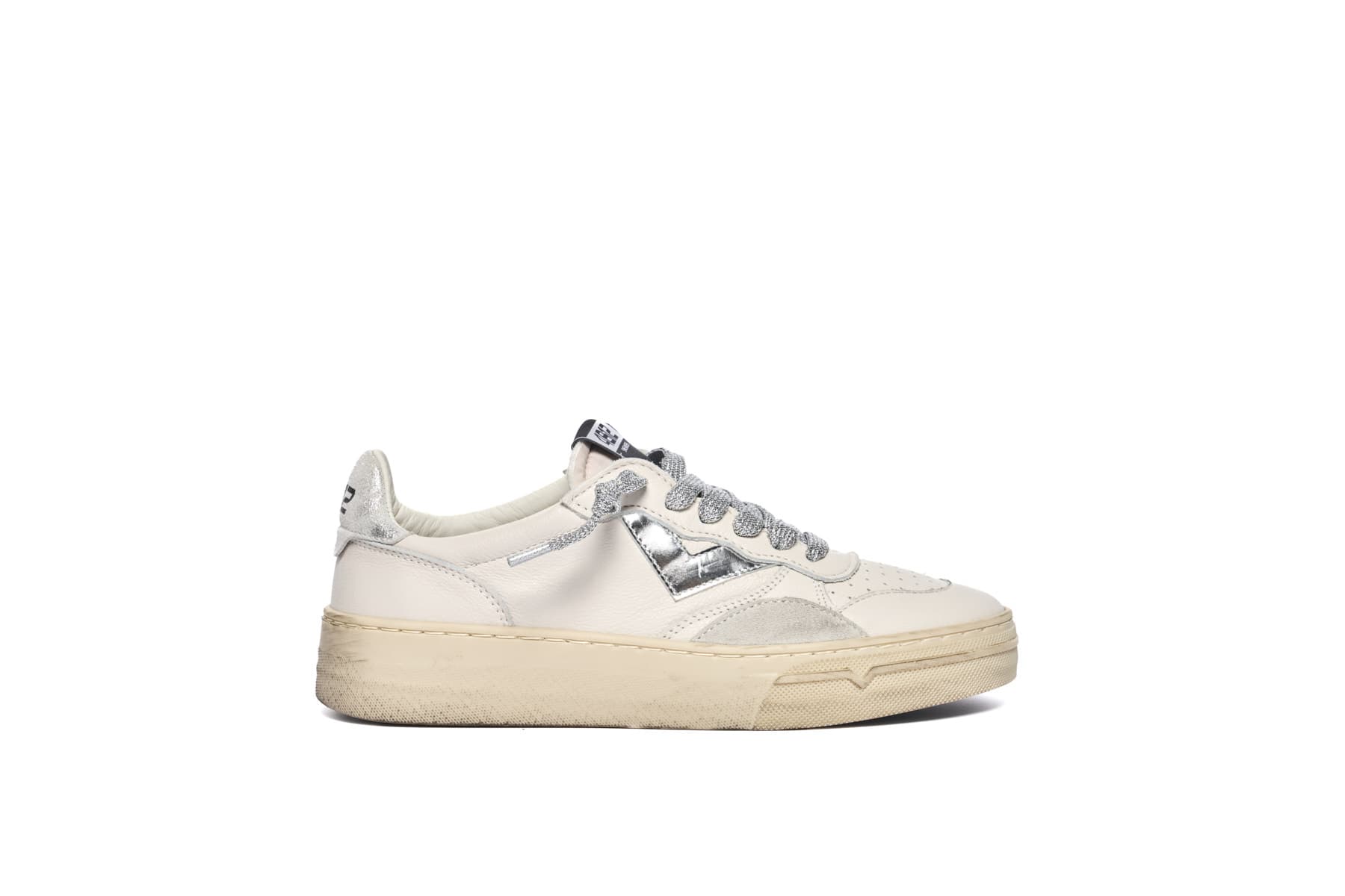 4B12 Sneakers White
