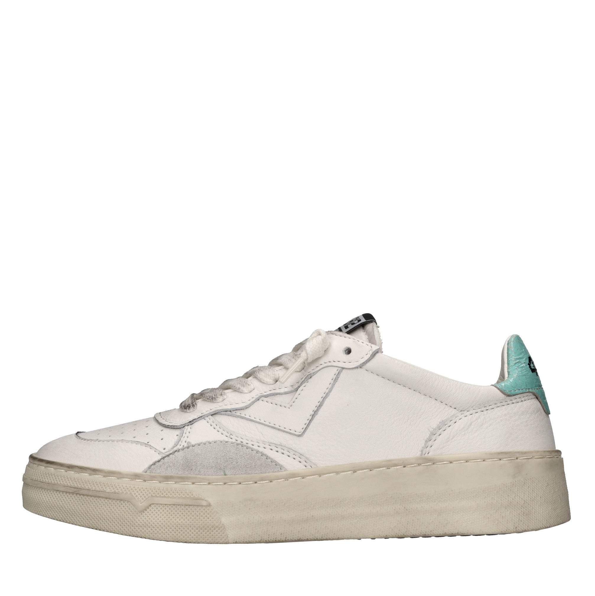 4B12 Sneakers