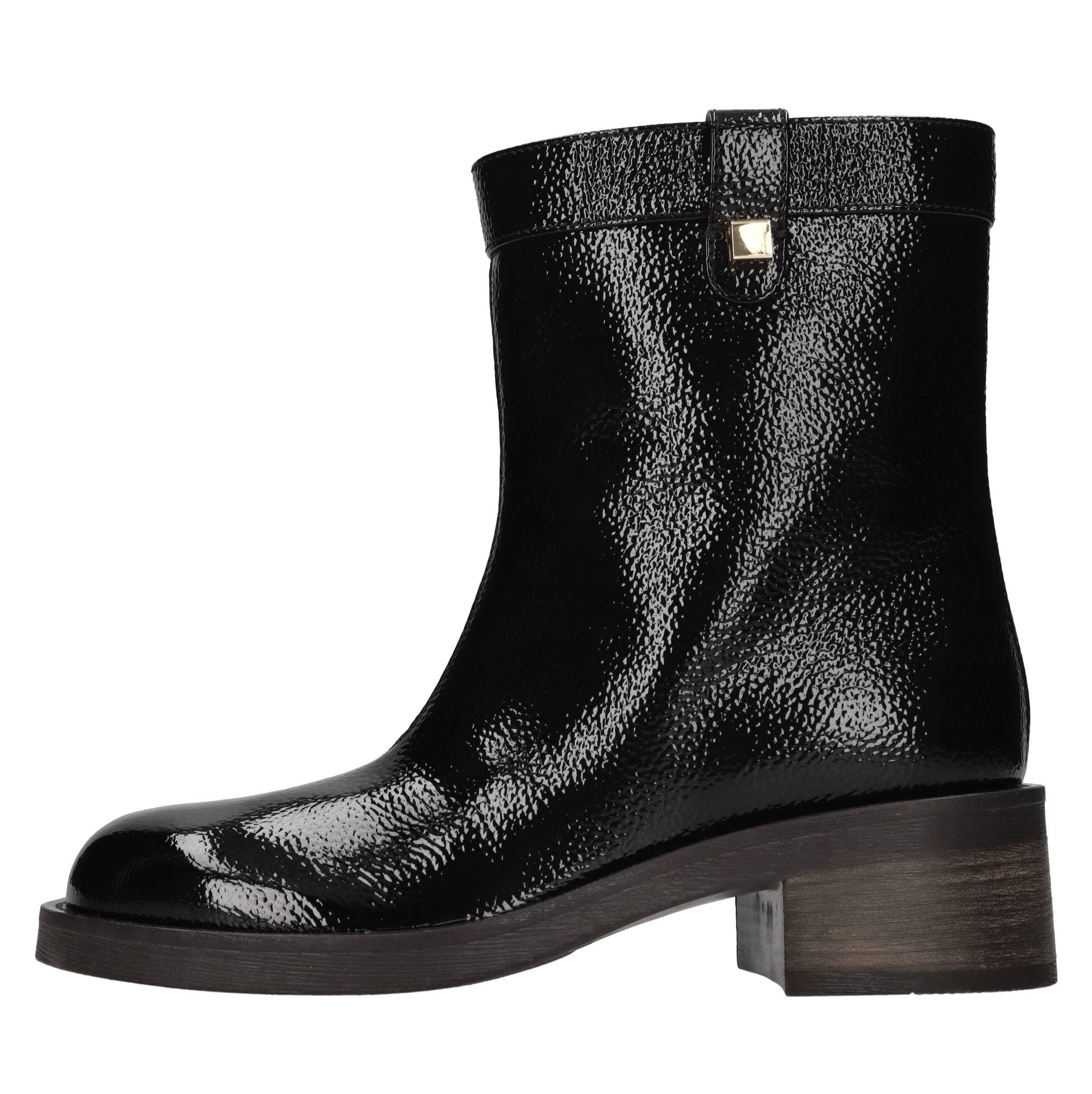 SKORPIOS Boots