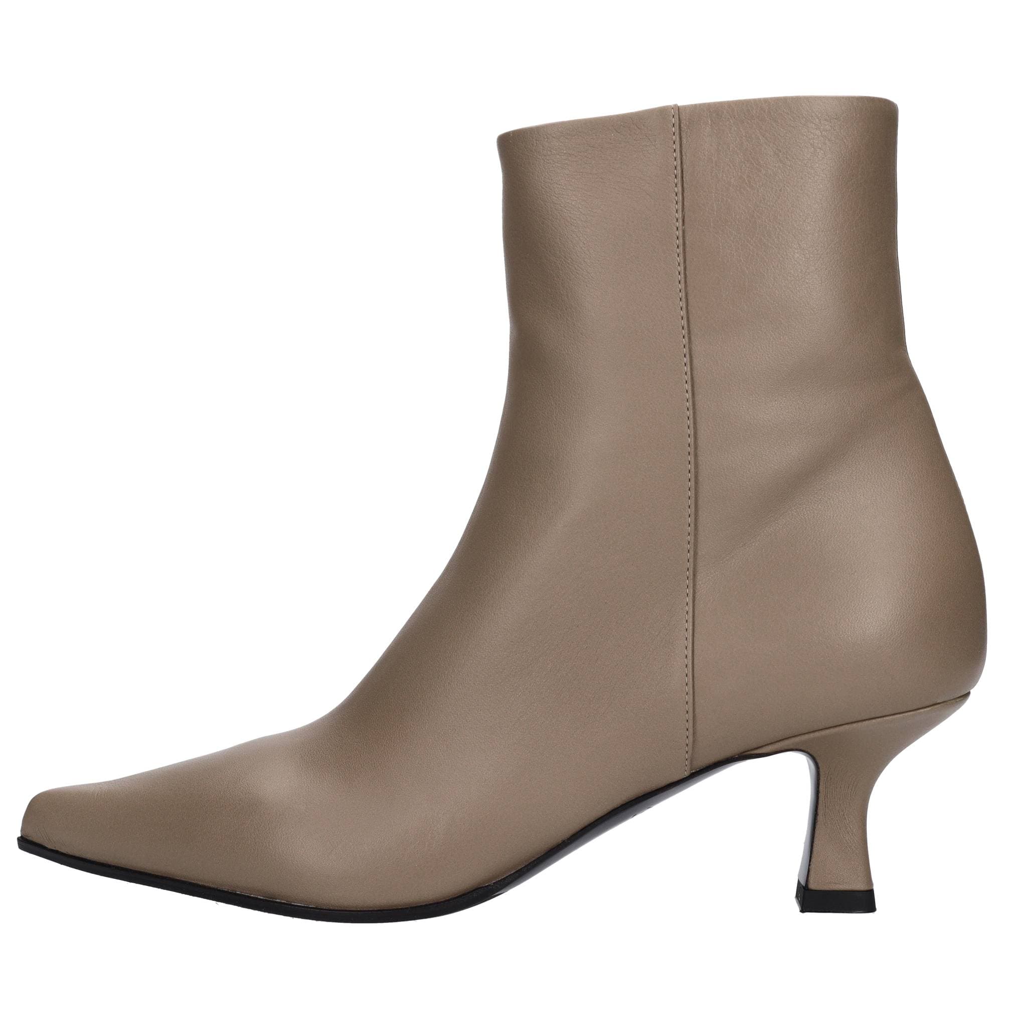 3JUIN Boots