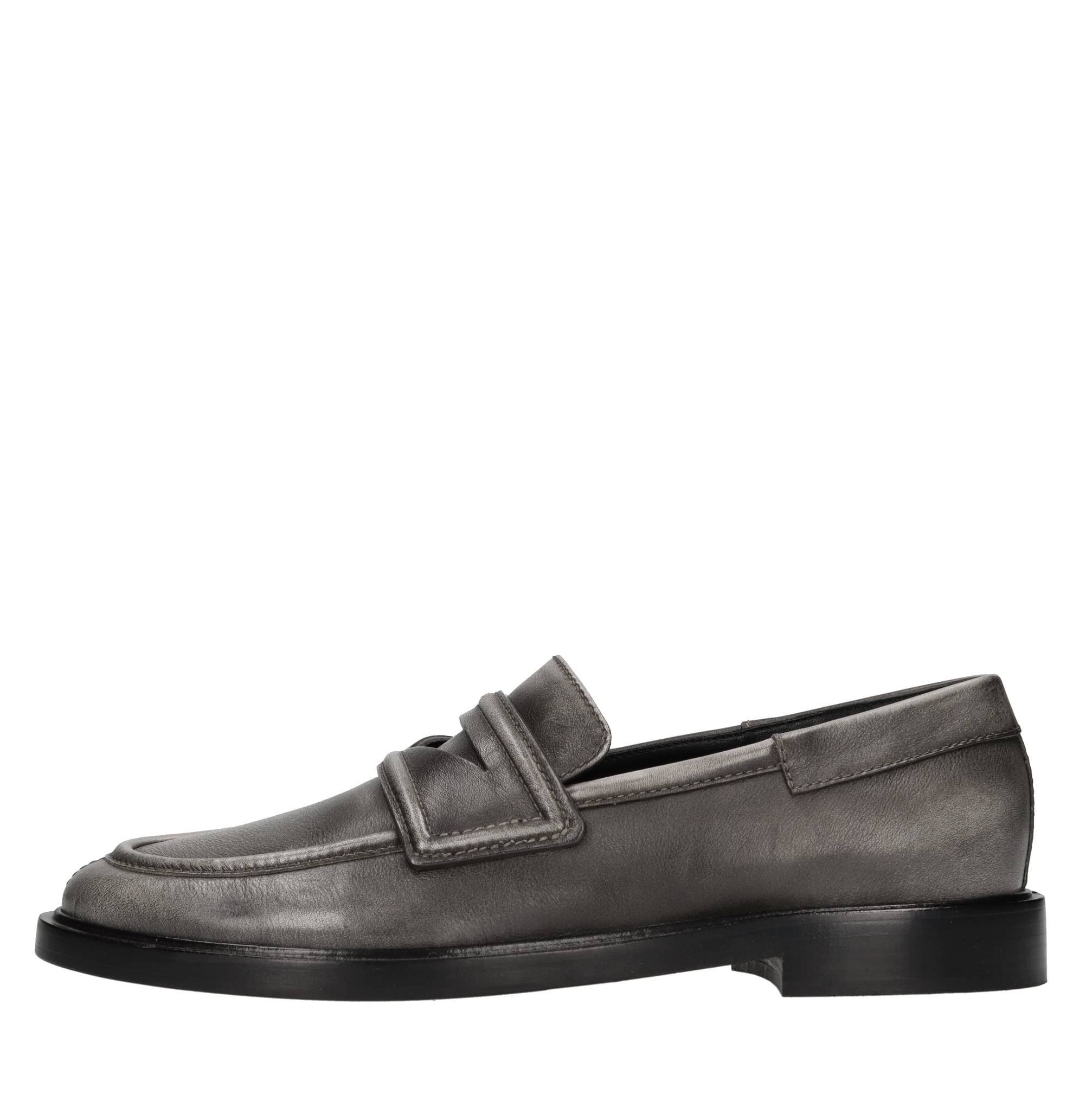 3JUIN Flat shoes