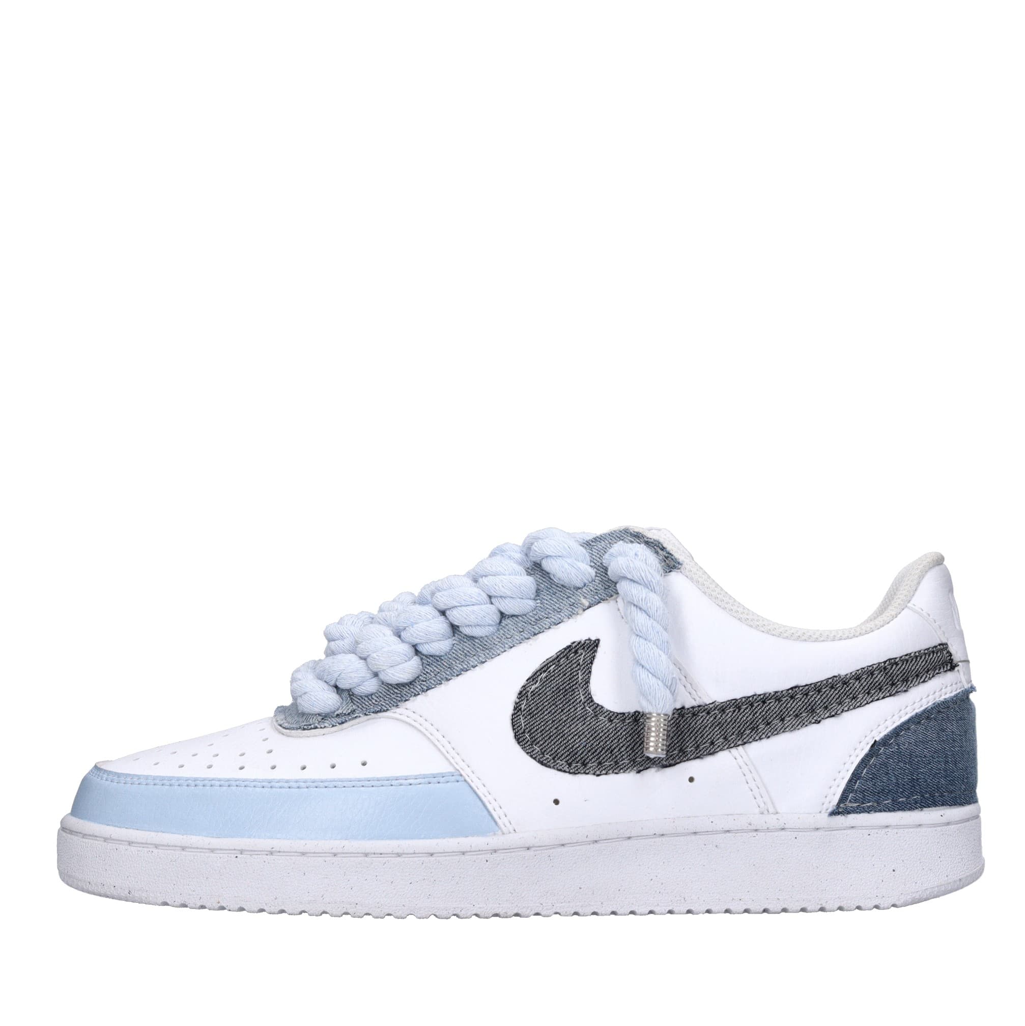 NIKE SEDDYS Sneakers