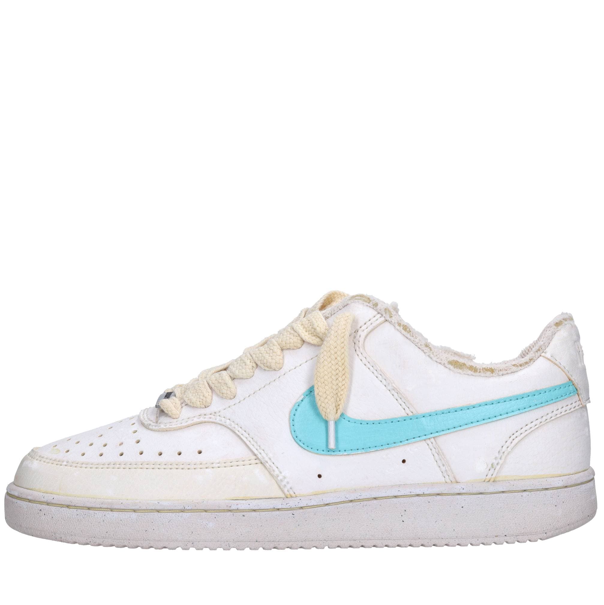 NIKE SEDDYS Sneakers