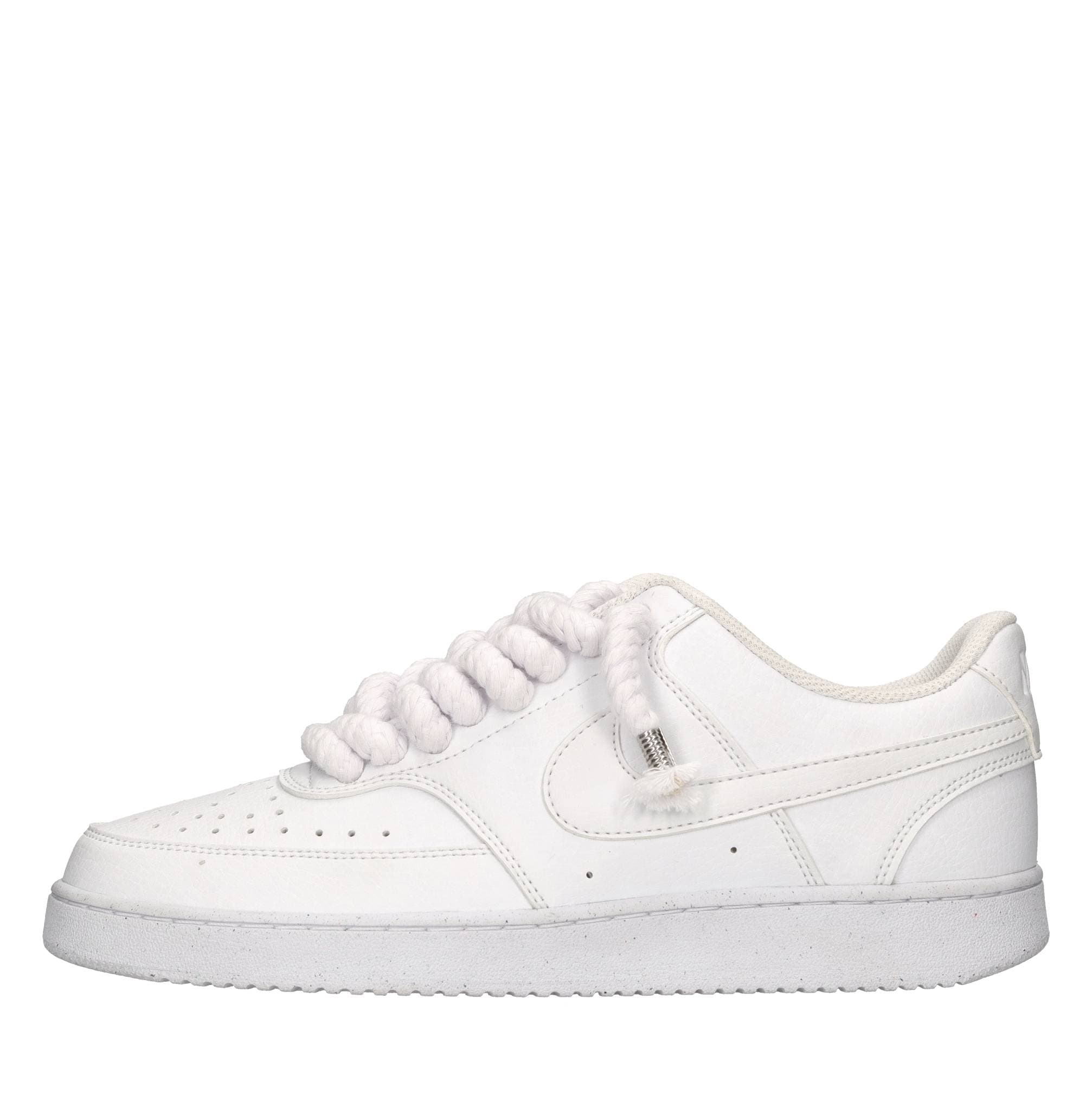 NIKE SEDDYS Sneakers