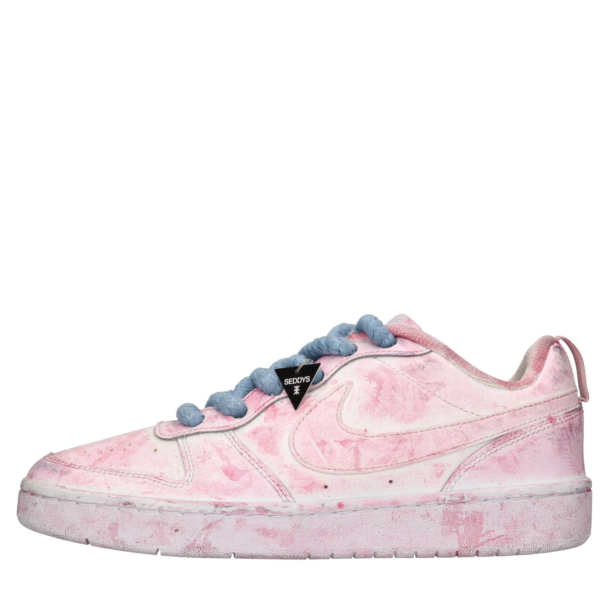 NIKE SEDDYS Sneakers
