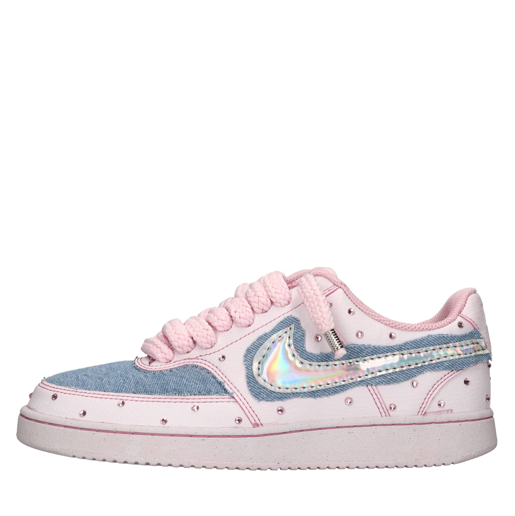NIKE SEDDYS Sneakers