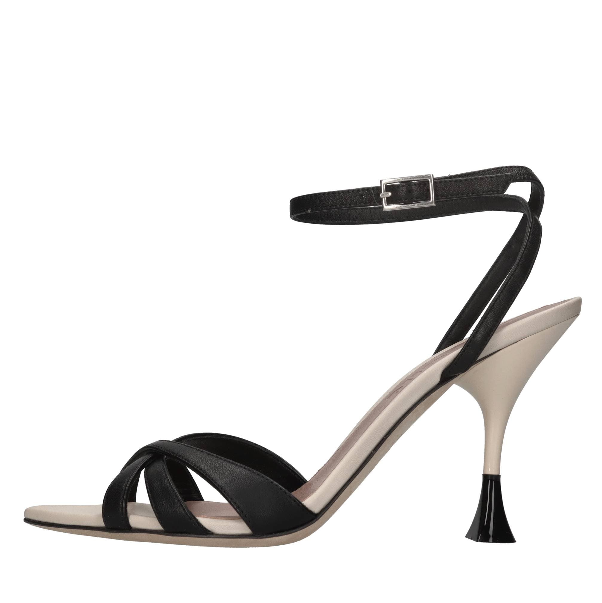 3JUIN Sandals