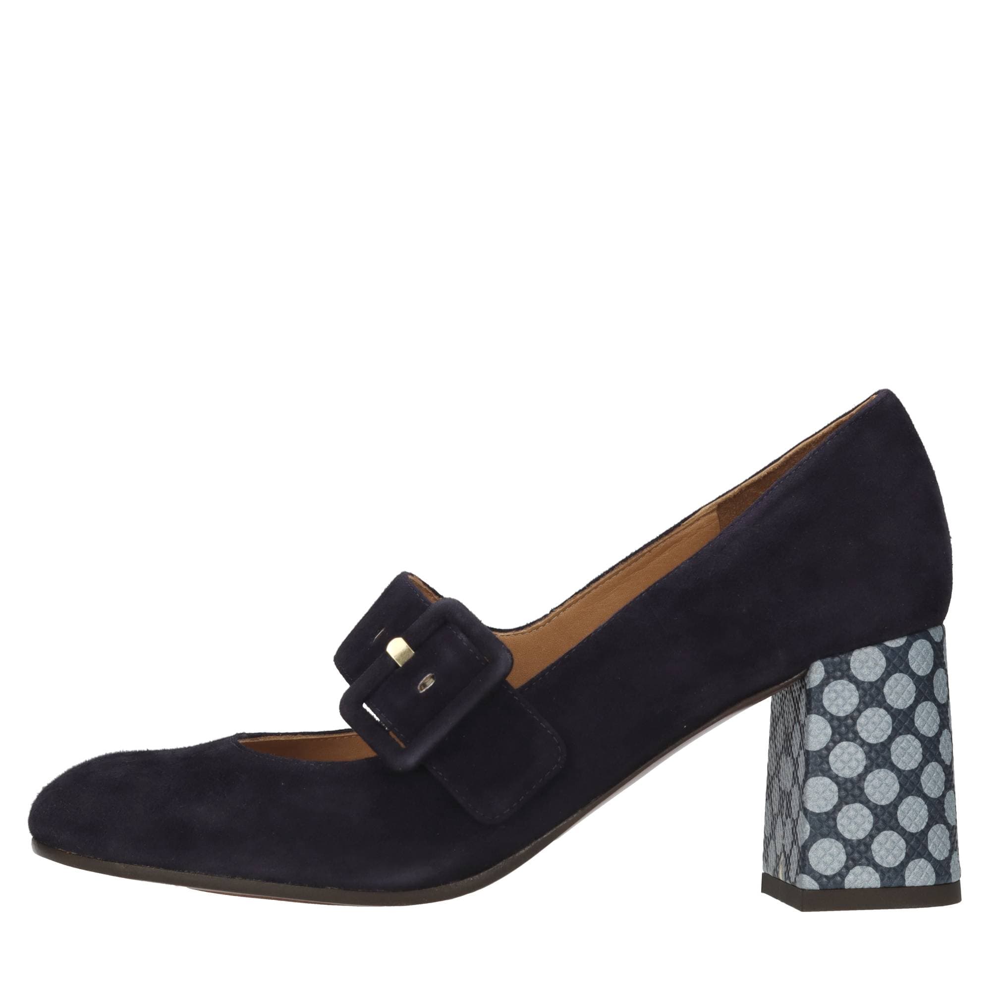 Chie Mihara With Heel
