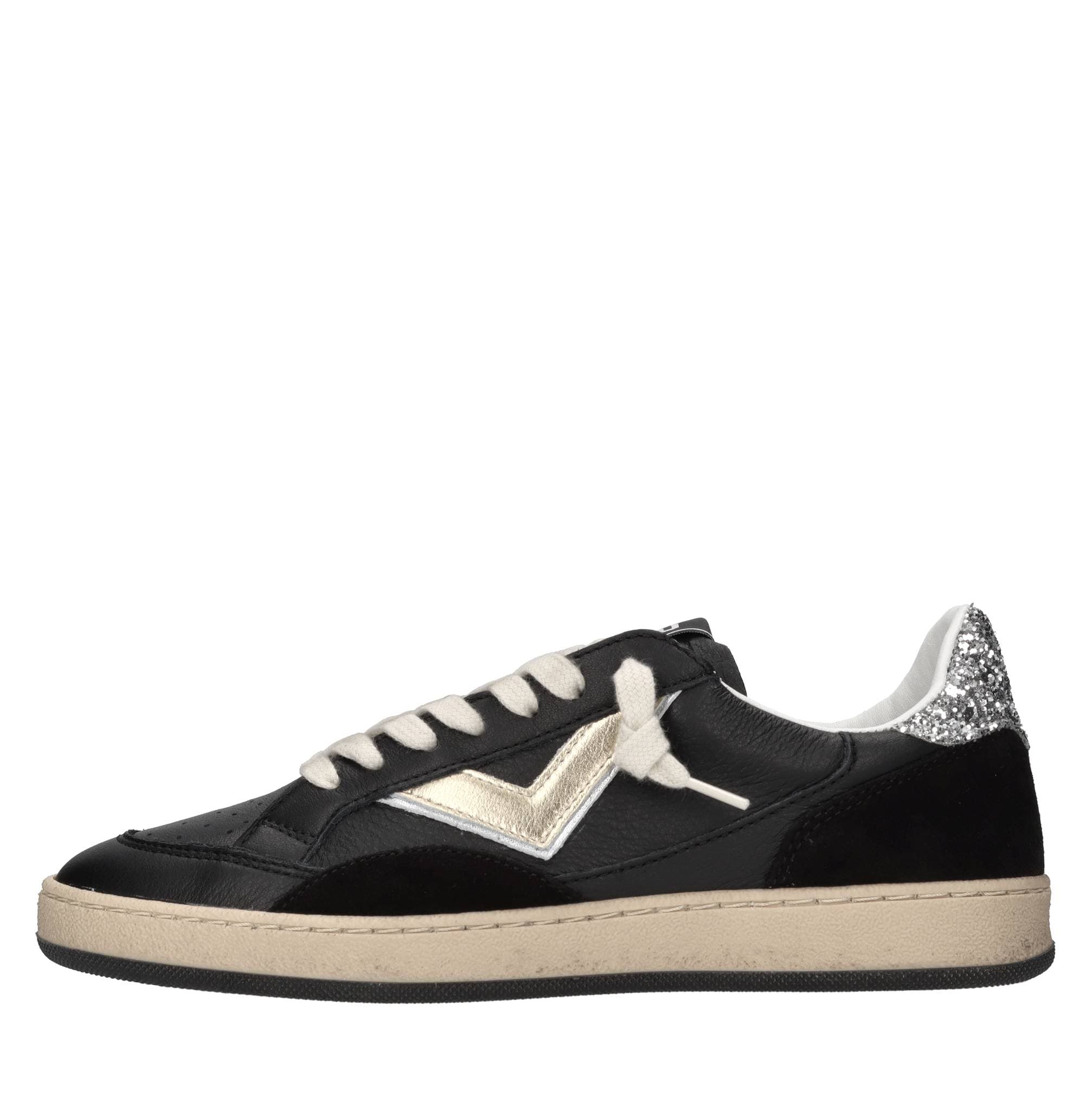 4B12 Sneakers