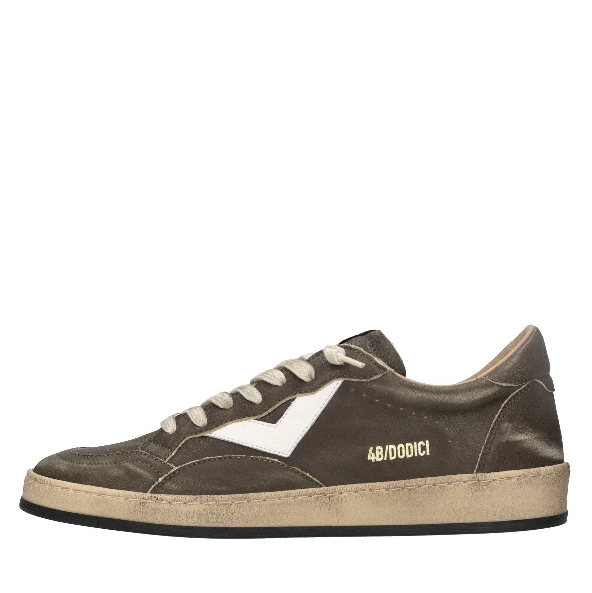 4B12 Sneakers