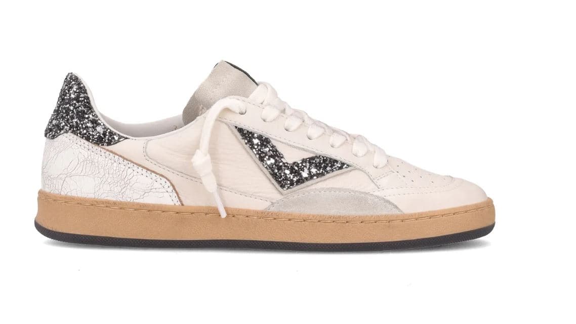 4B12 Sneakers White
