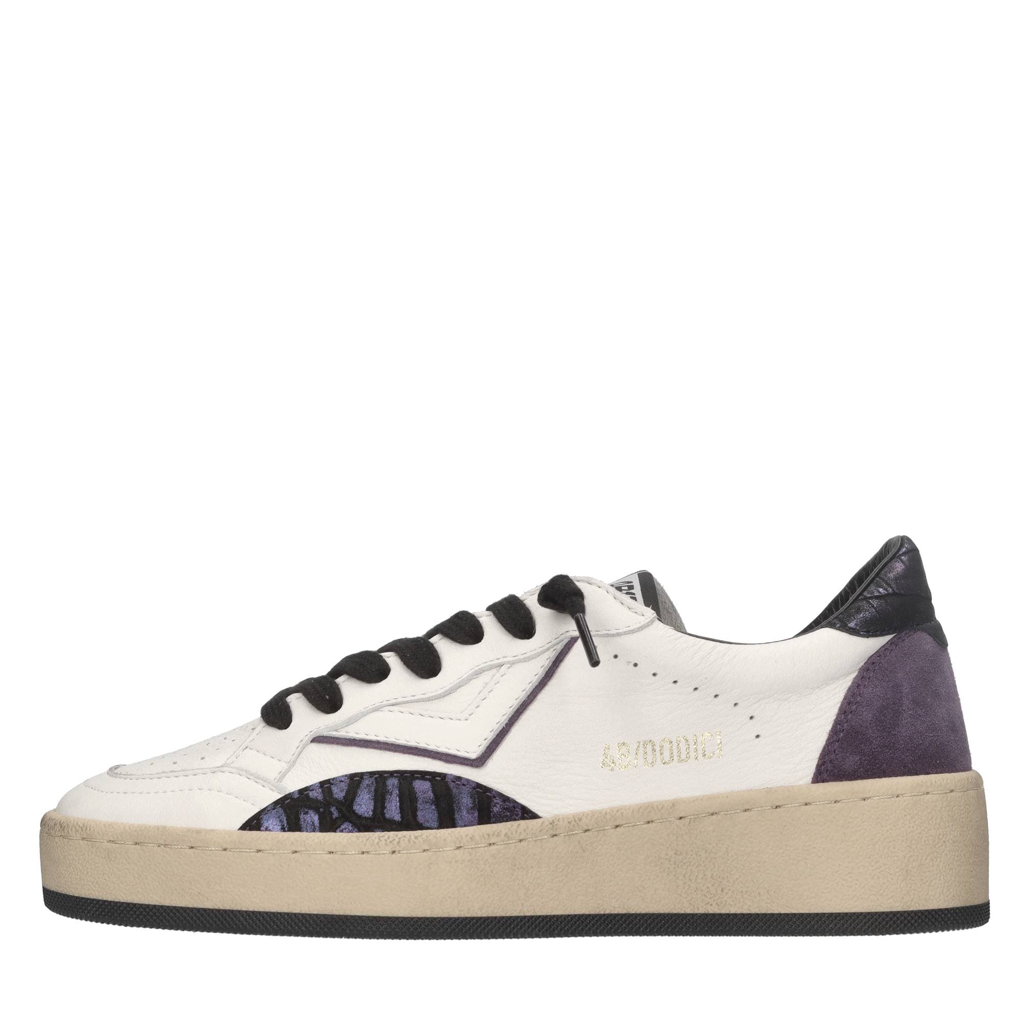 4B12 Sneakers