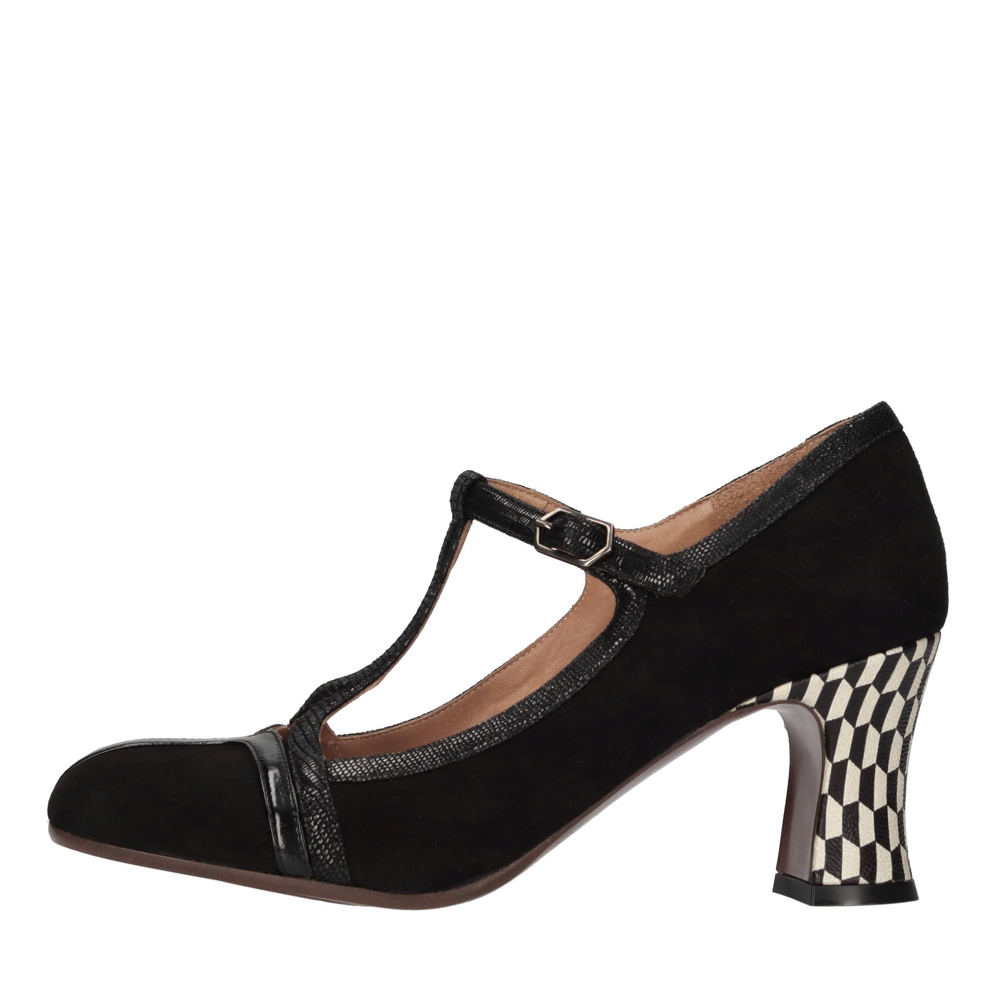 Chie Mihara With Heel