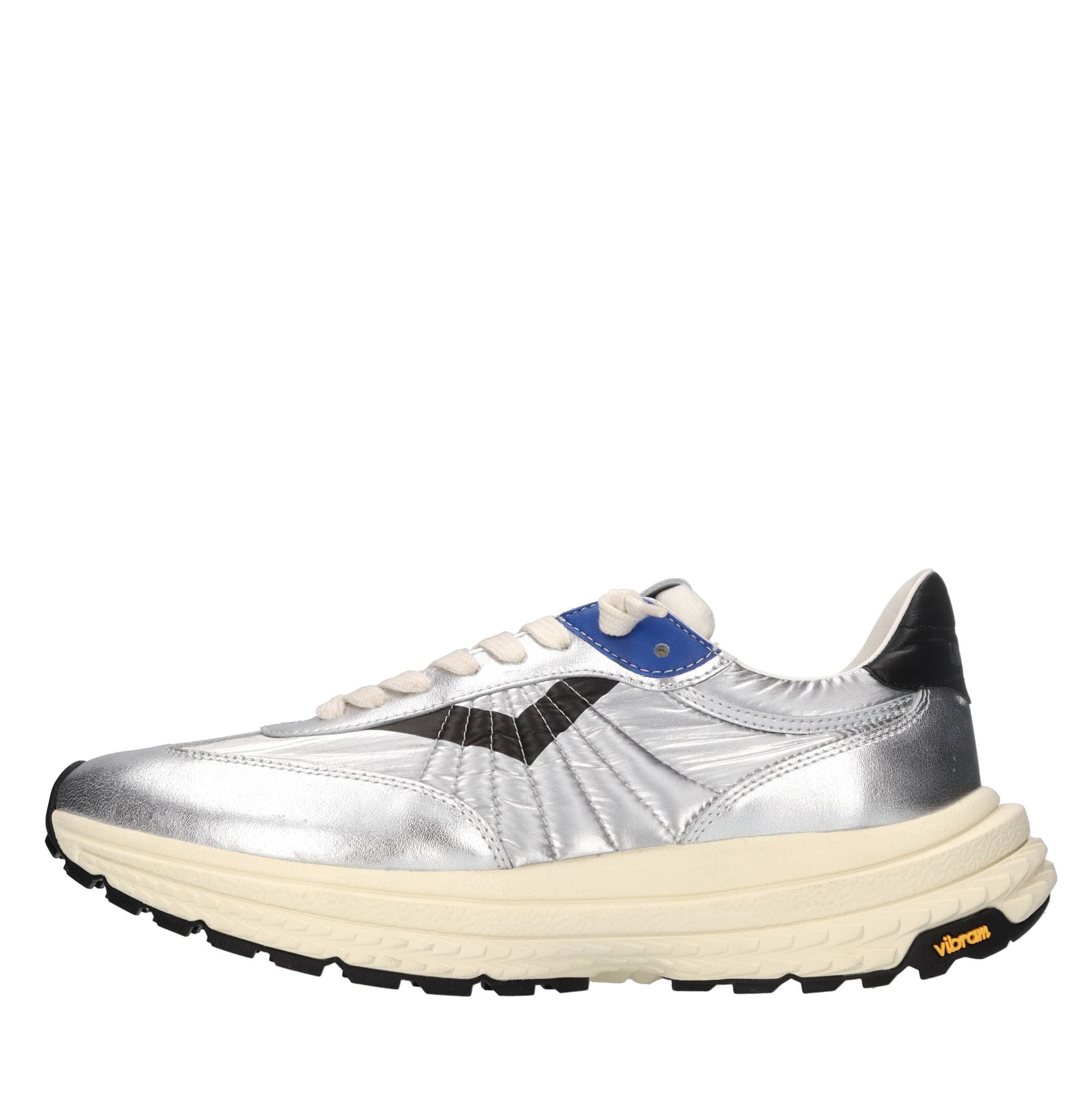 4B12 Sneakers