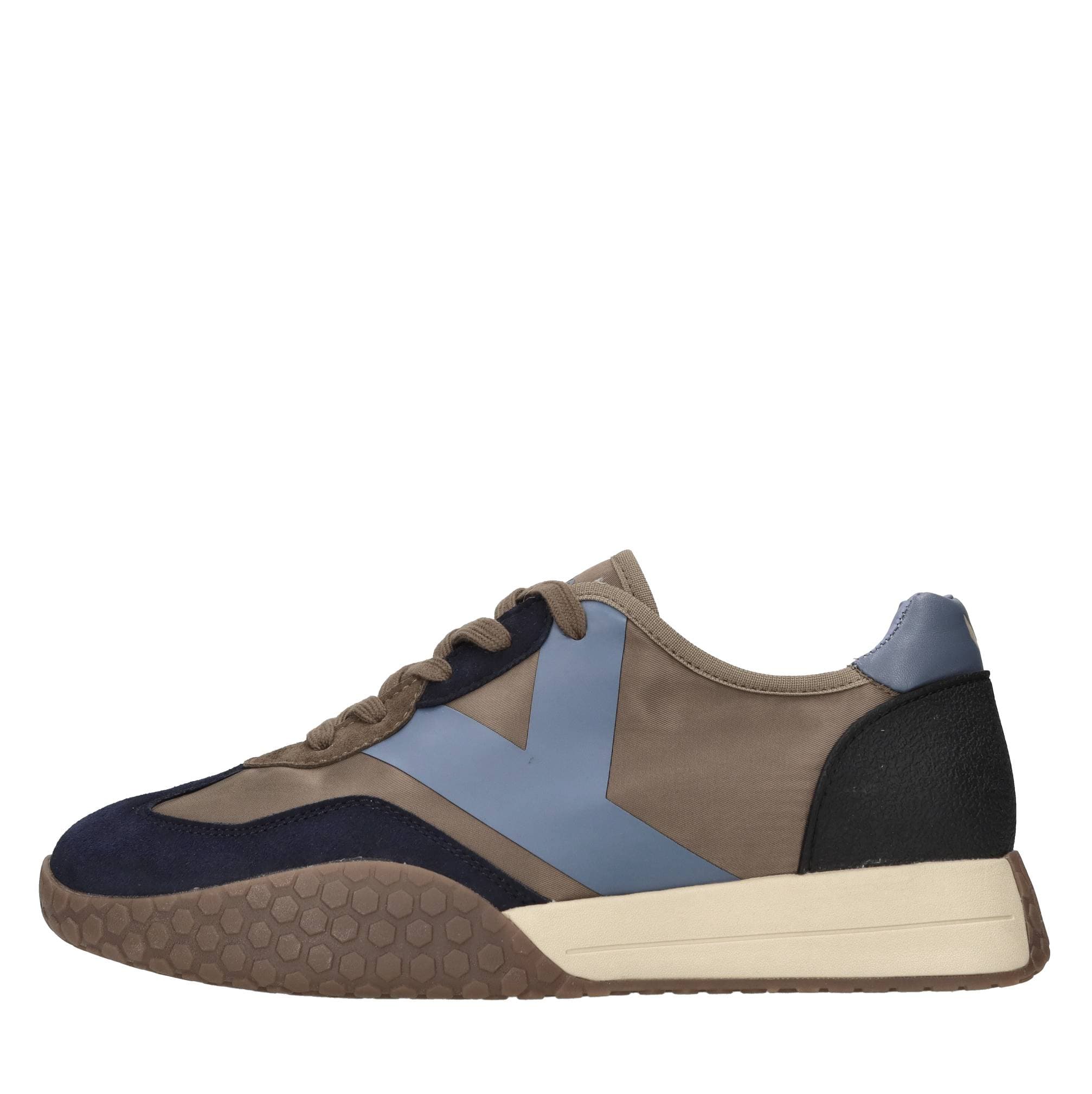 KEH NOO Sneakers