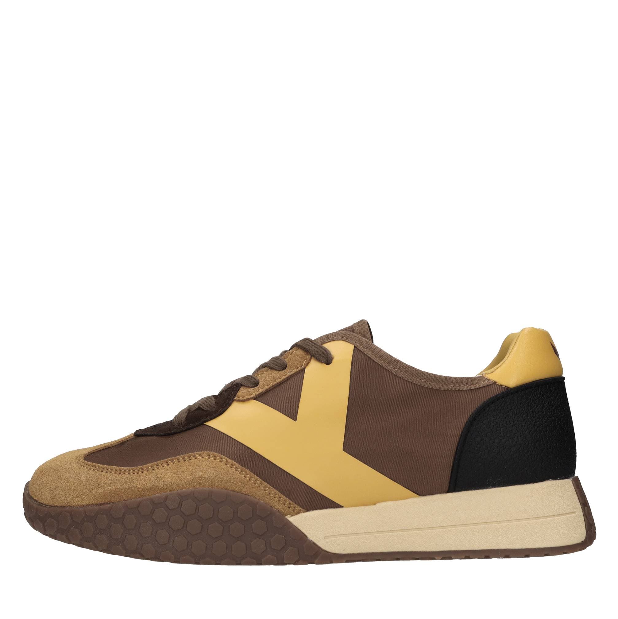 KEH NOO Sneakers