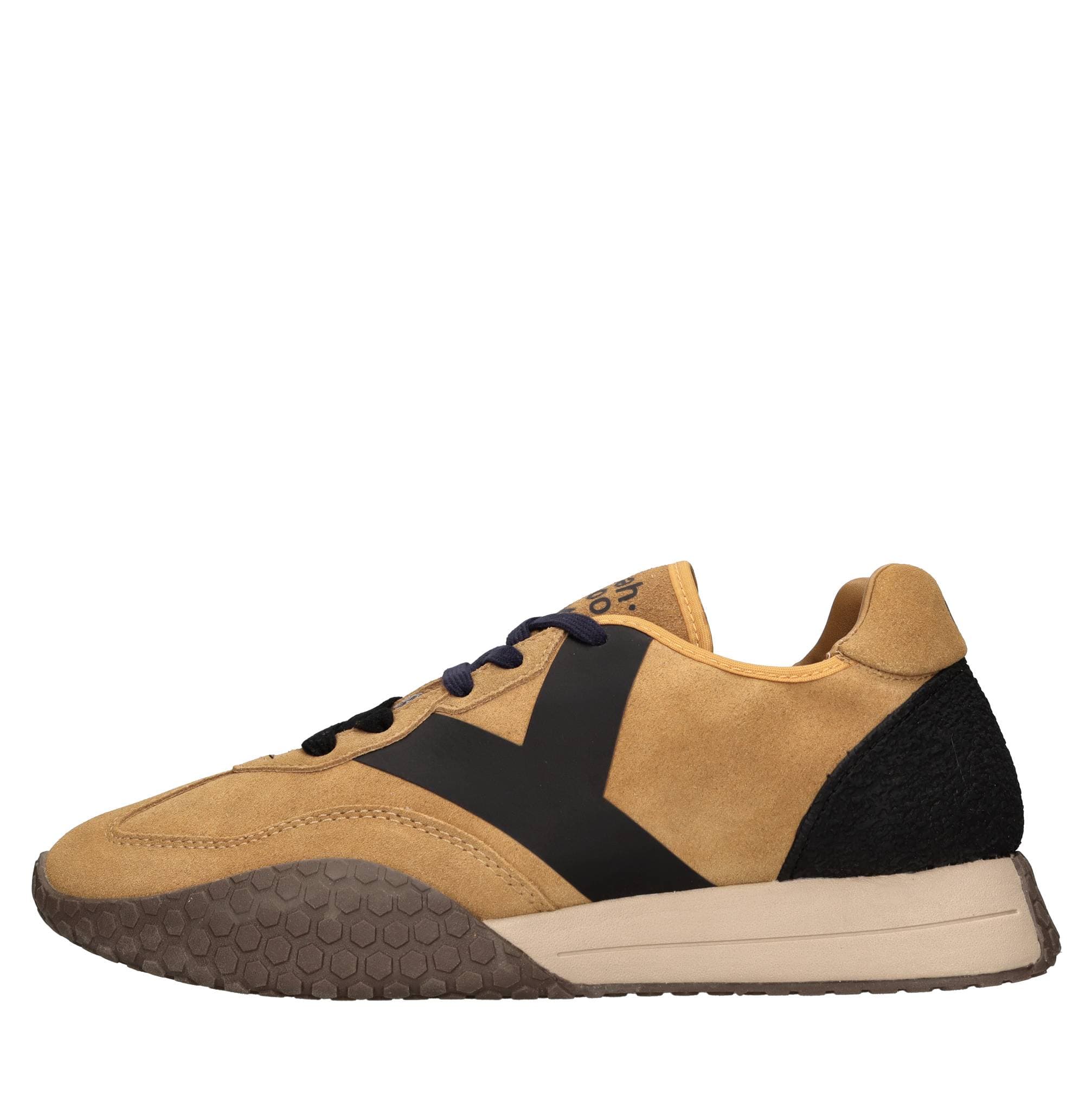 KEH NOO Sneakers