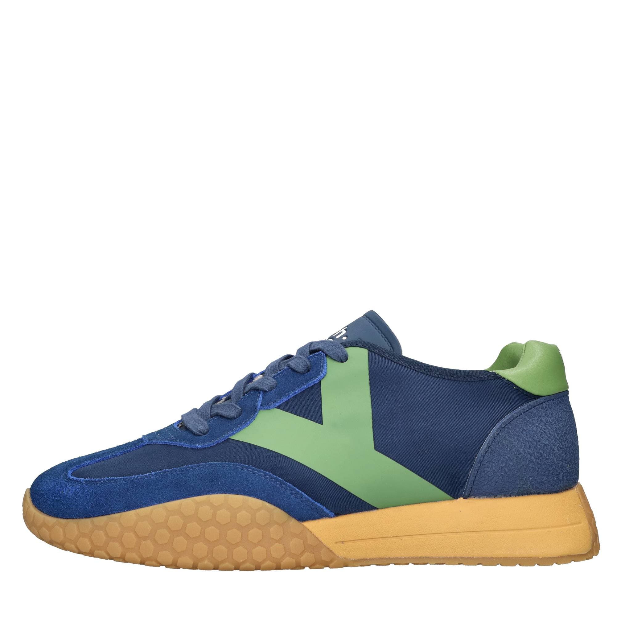 KEH NOO Sneakers