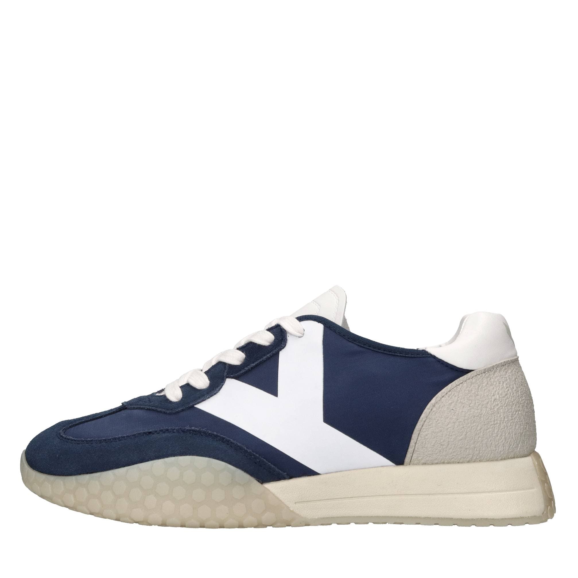 KEH NOO Sneakers