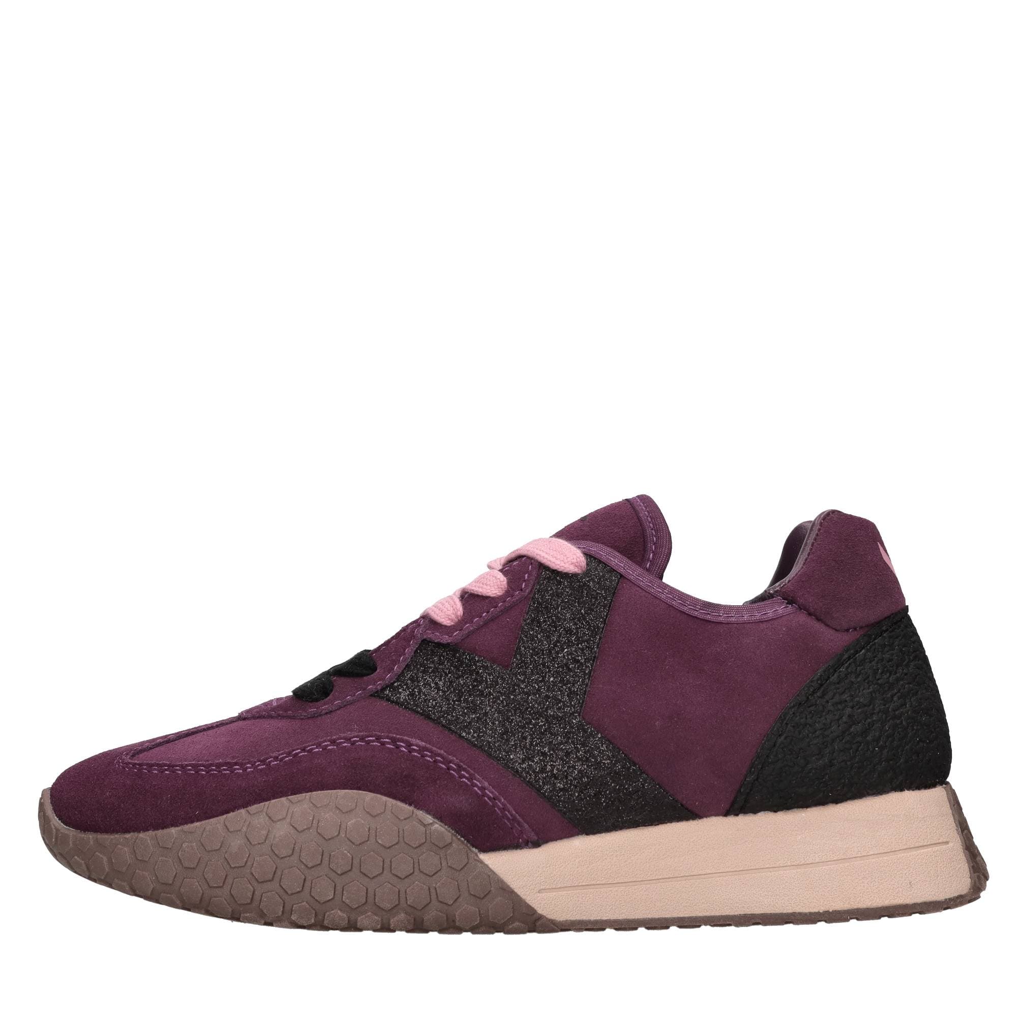 KEH NOO Sneakers