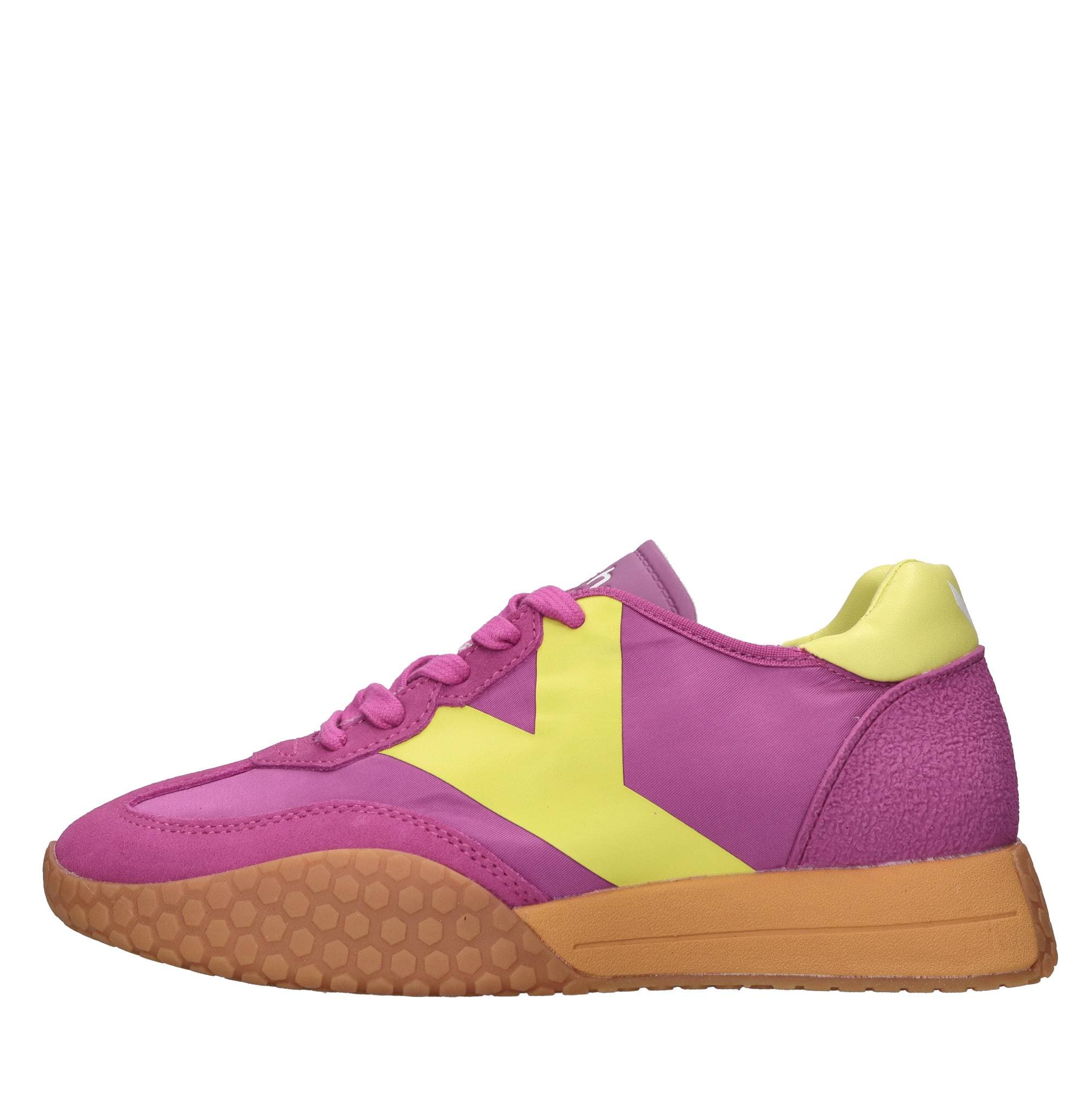 KEH NOO Sneakers
