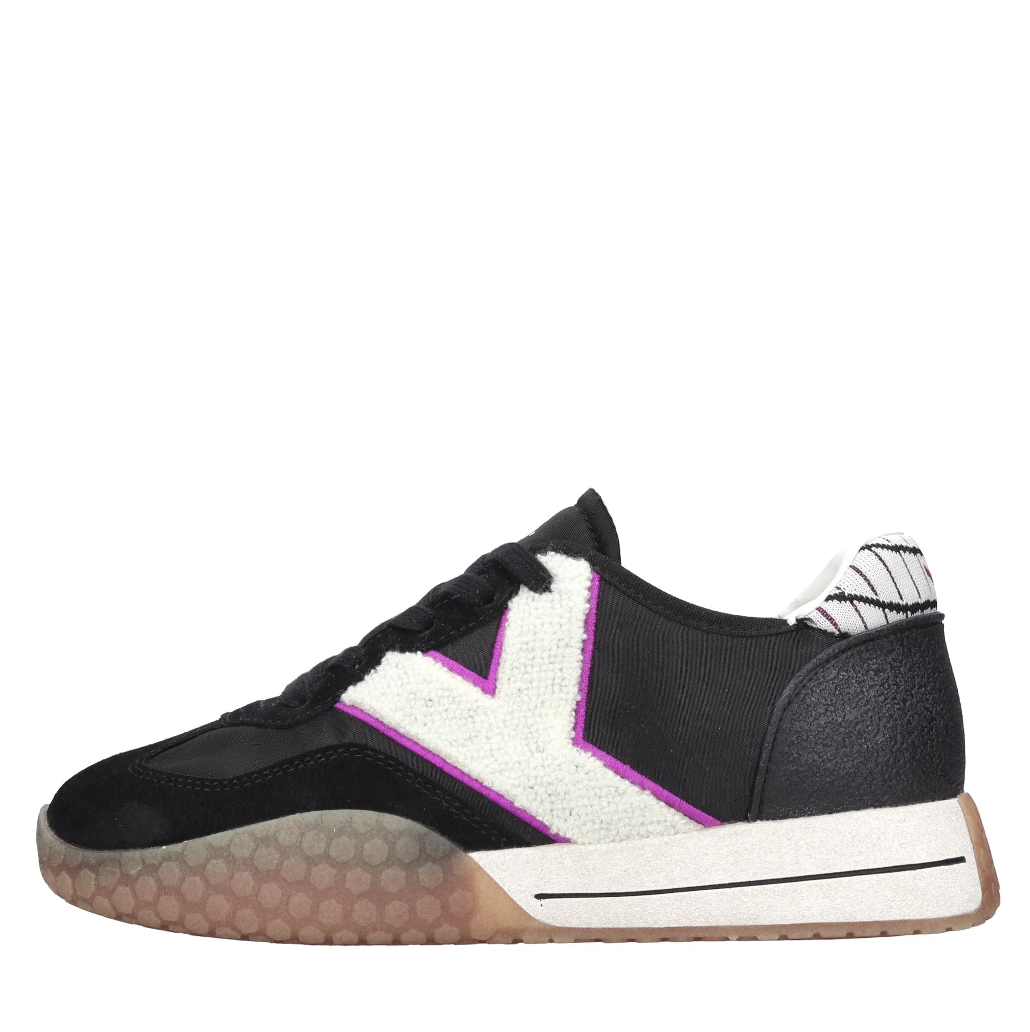 KEH NOO Sneakers