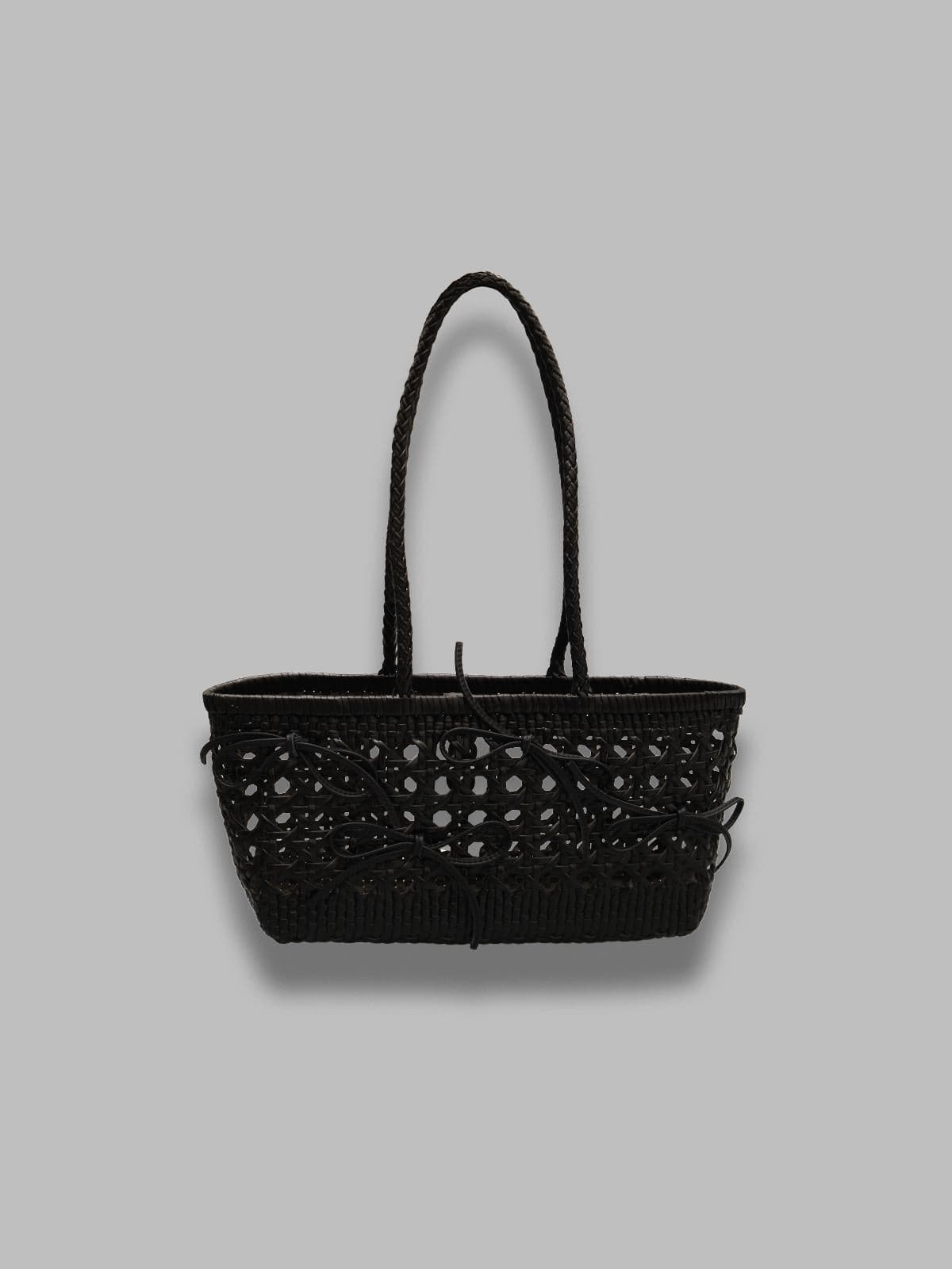 biscuit shoulder bag