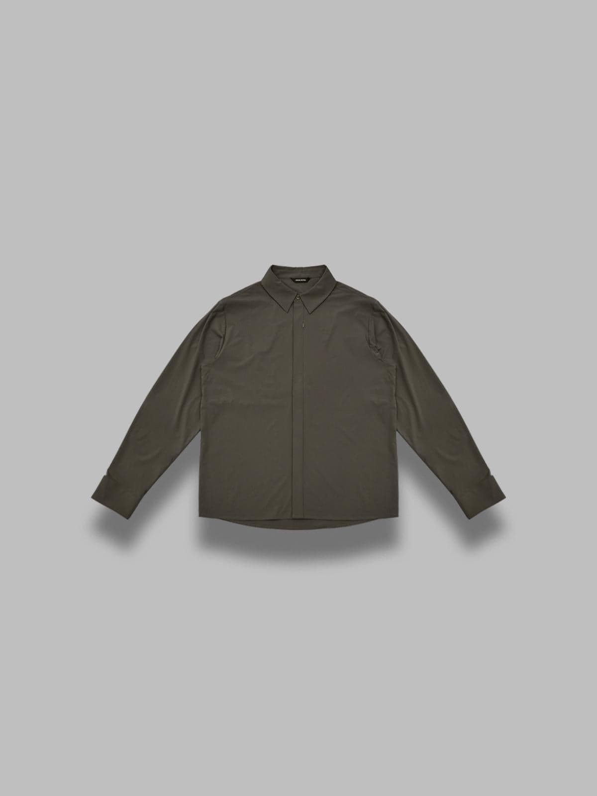 align button up shirt