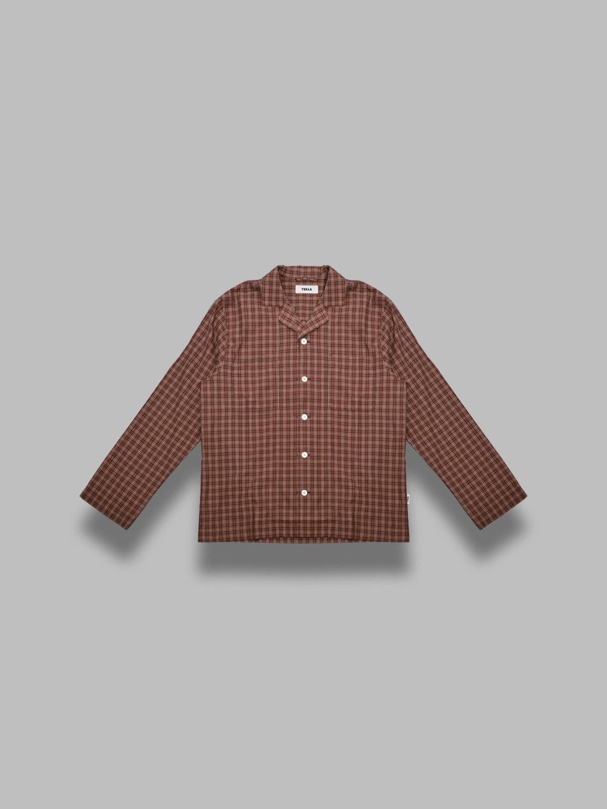 long-sleeved shirt