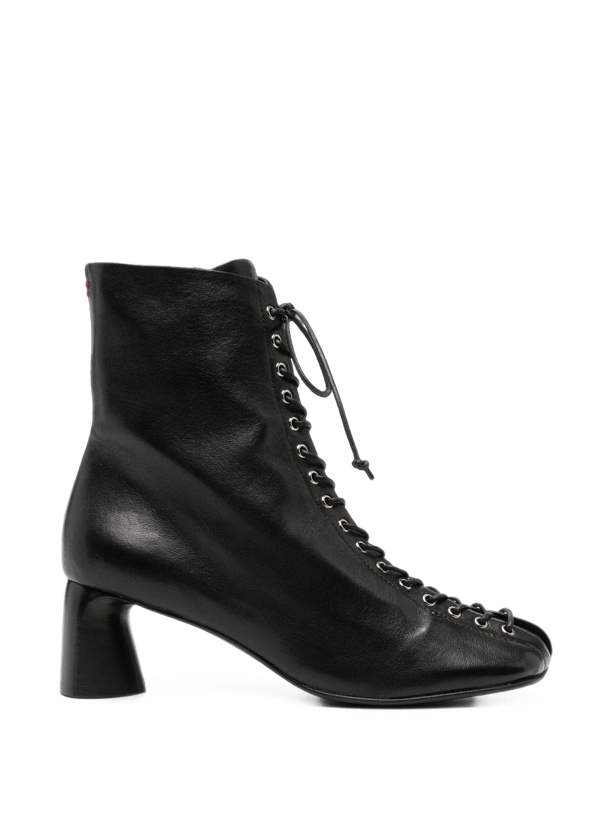 Halmanera Boots