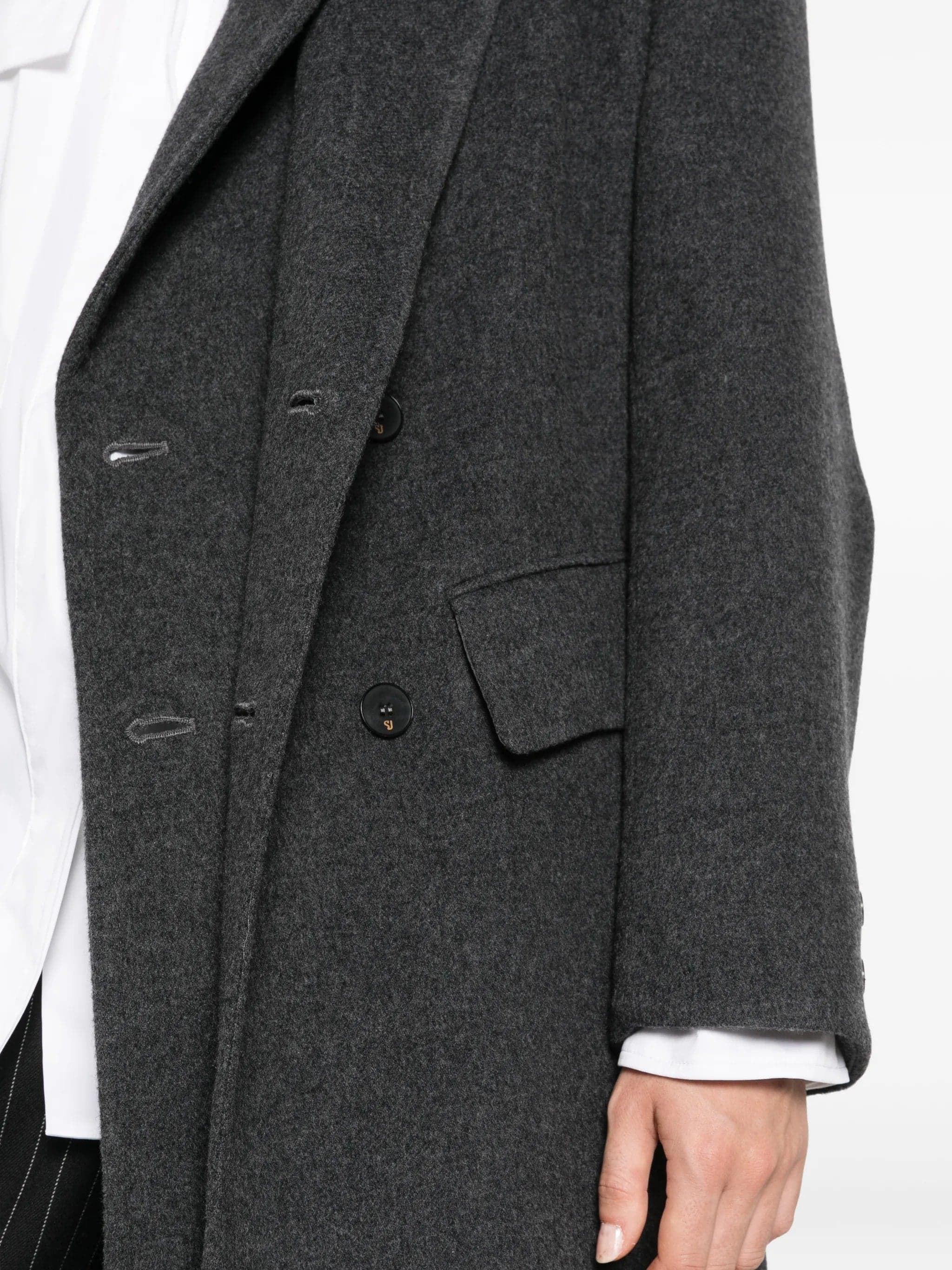 Su Coats and Coats