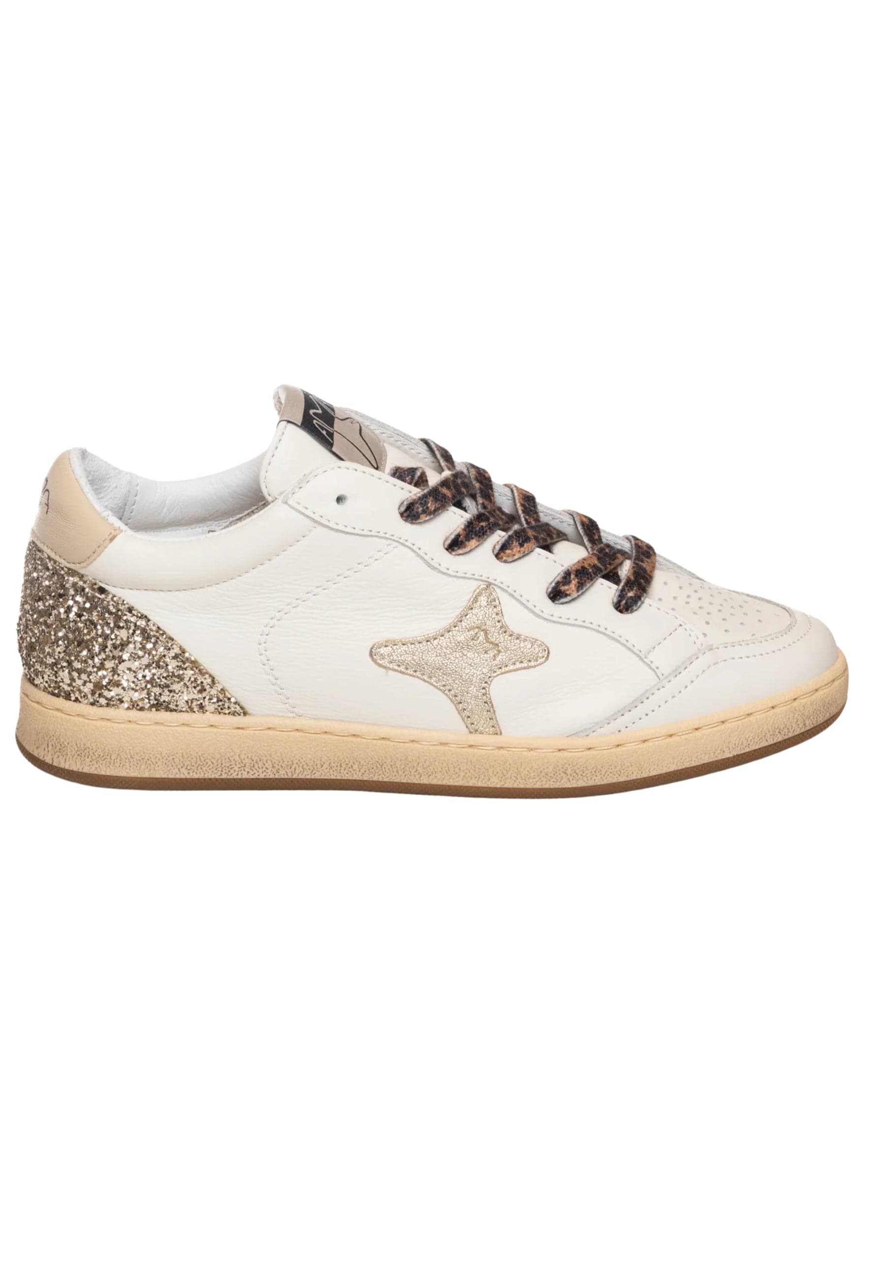 Ama Brand Sneakers sun