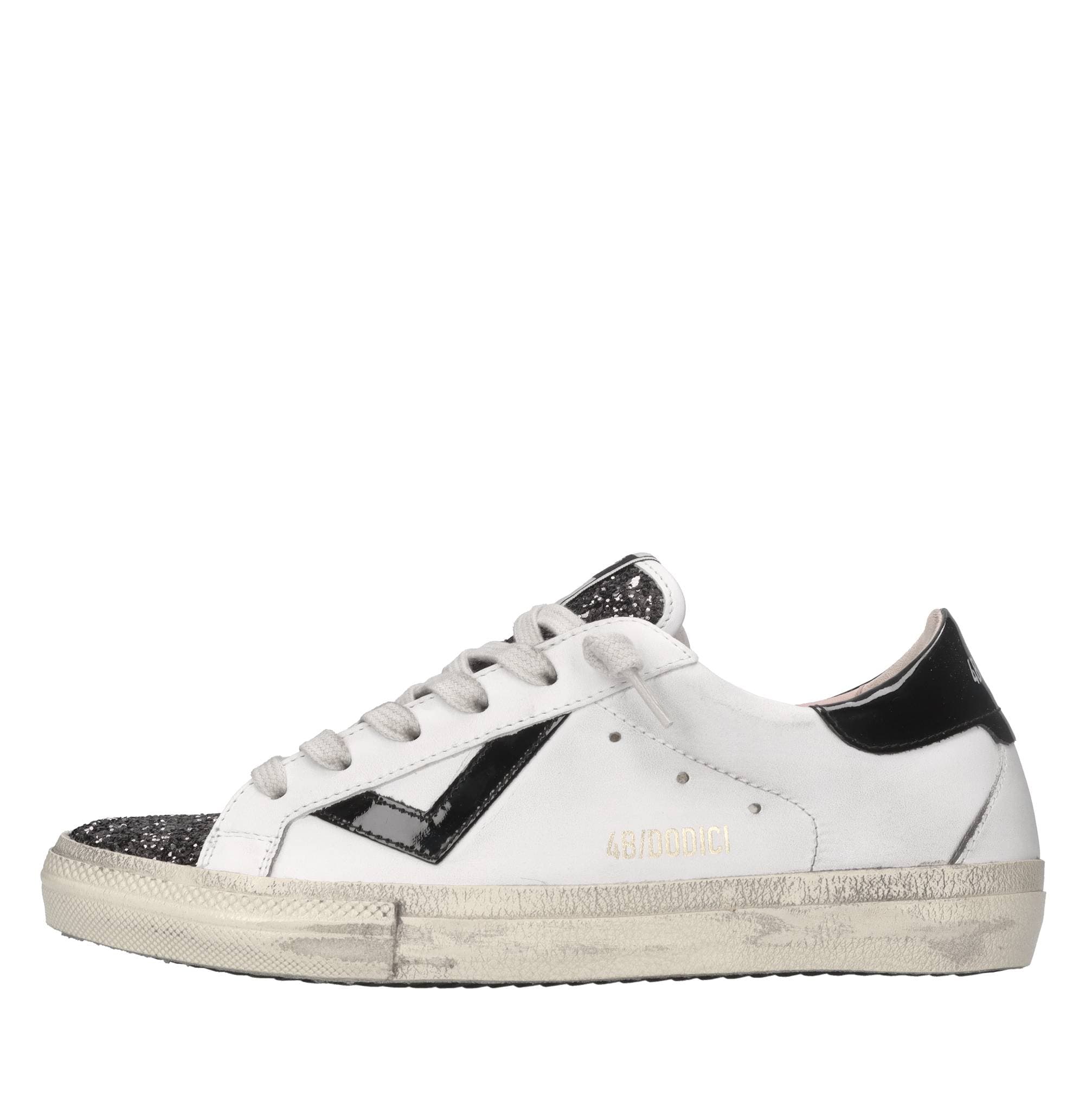 4B12 Sneakers