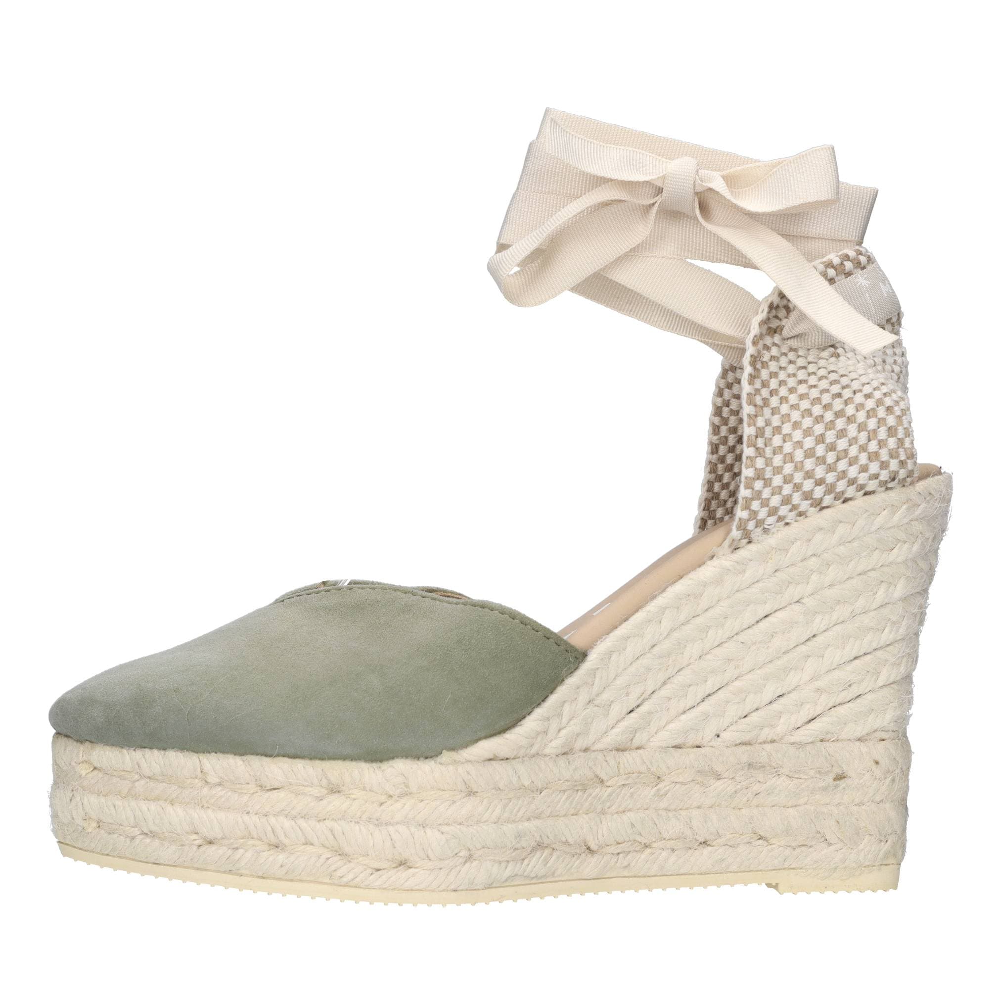 MANEBI' With Heel