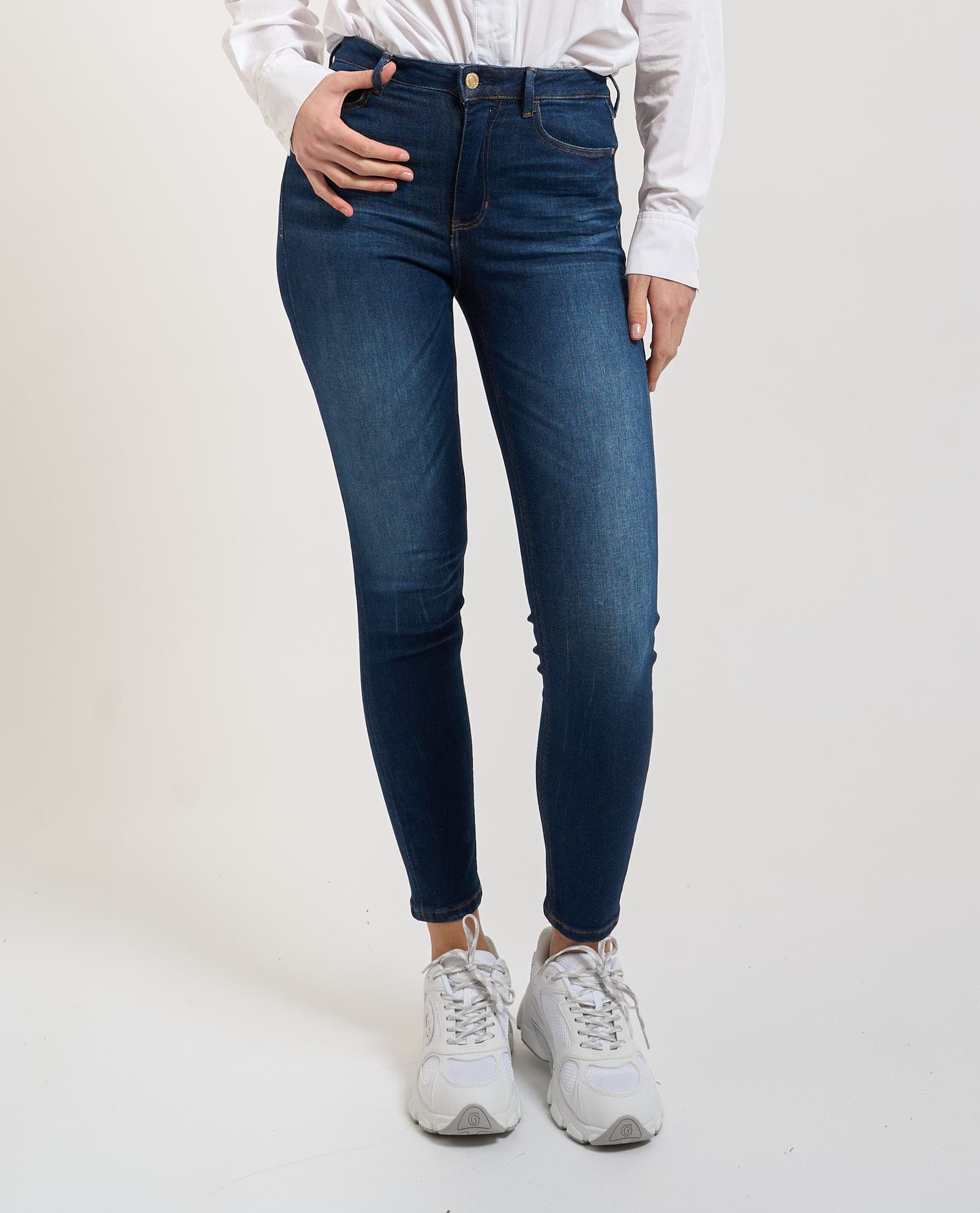 Guess Jeans