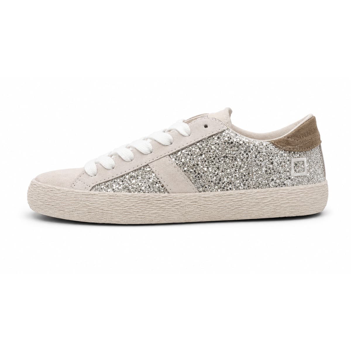 Date Sneakers