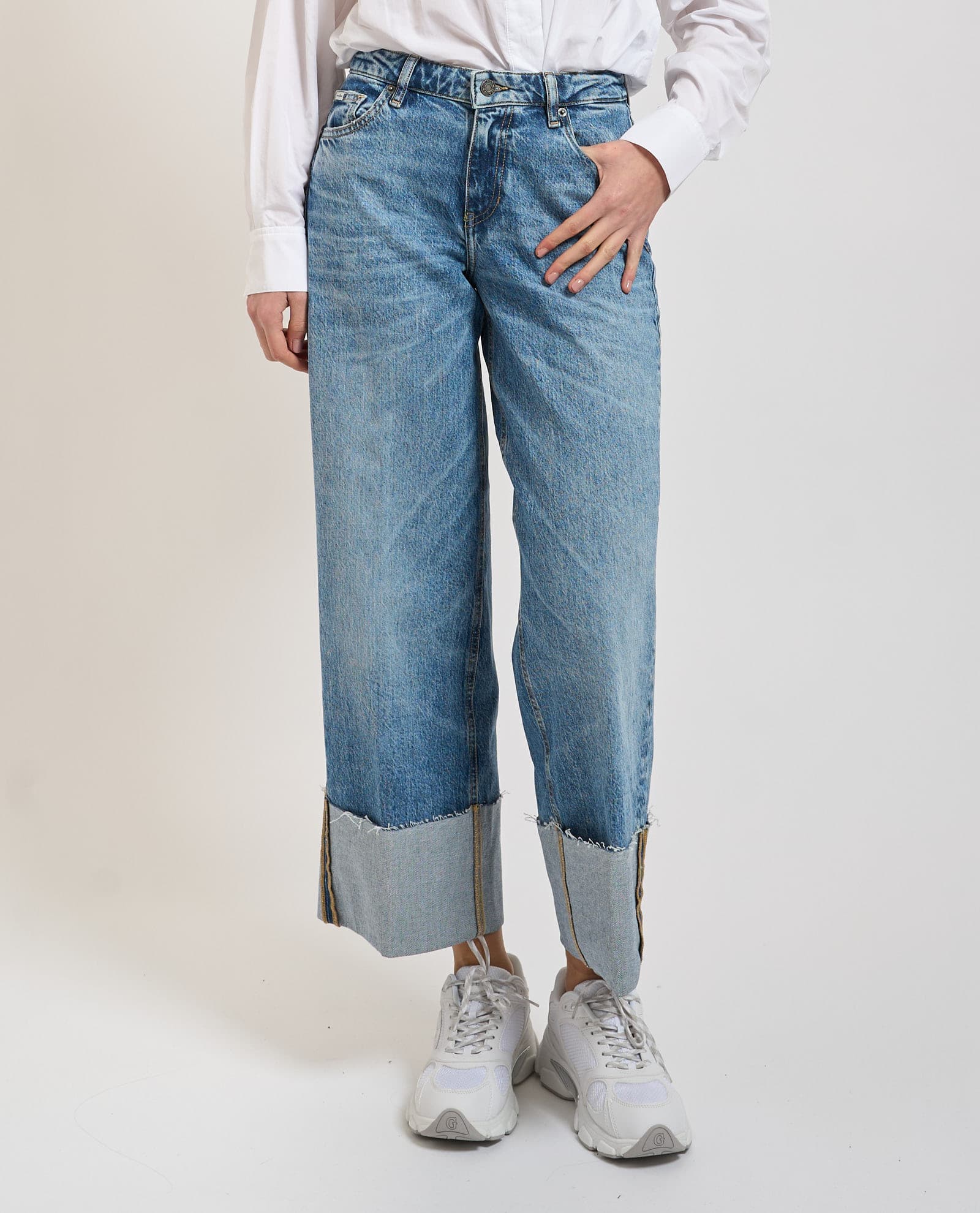 Guess Jeans