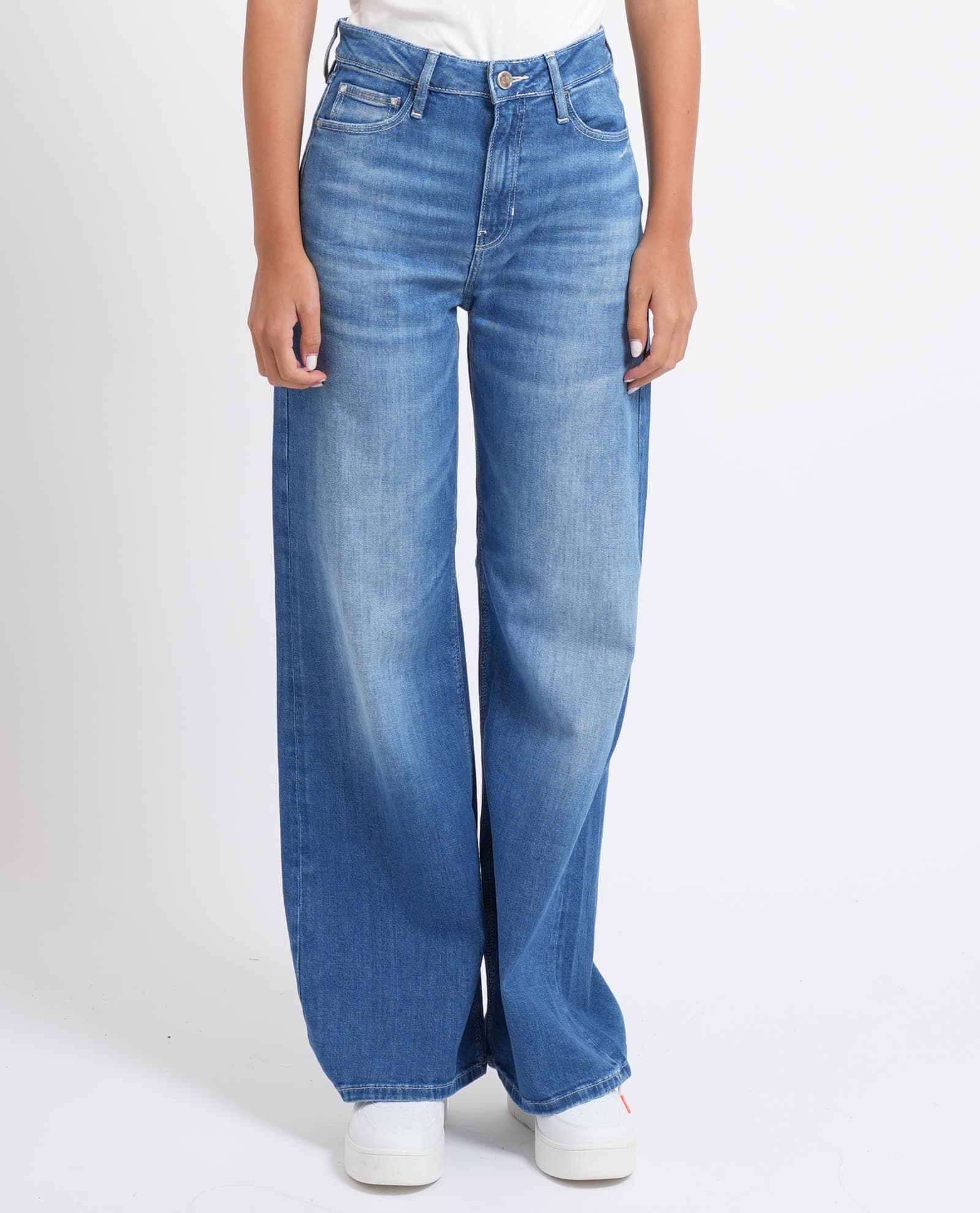 Guess Jeans