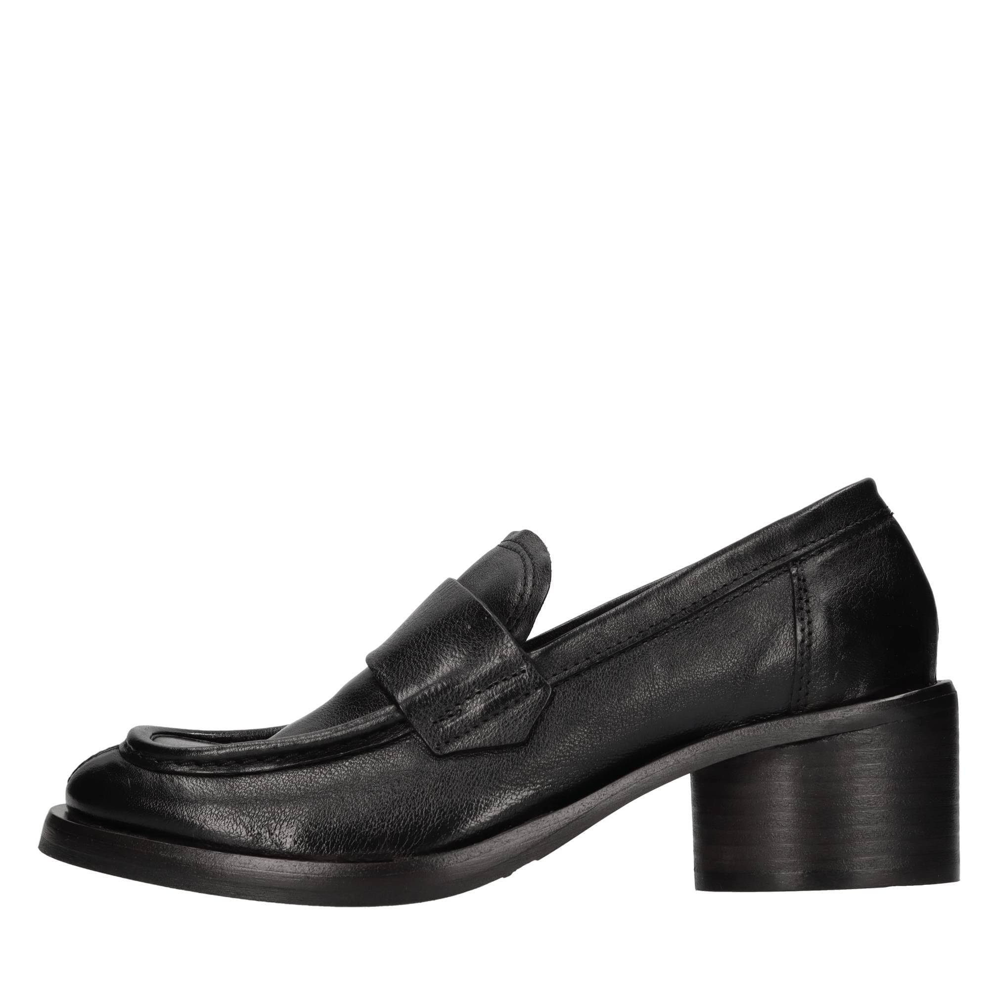 HUNDRED 100 Flat shoes