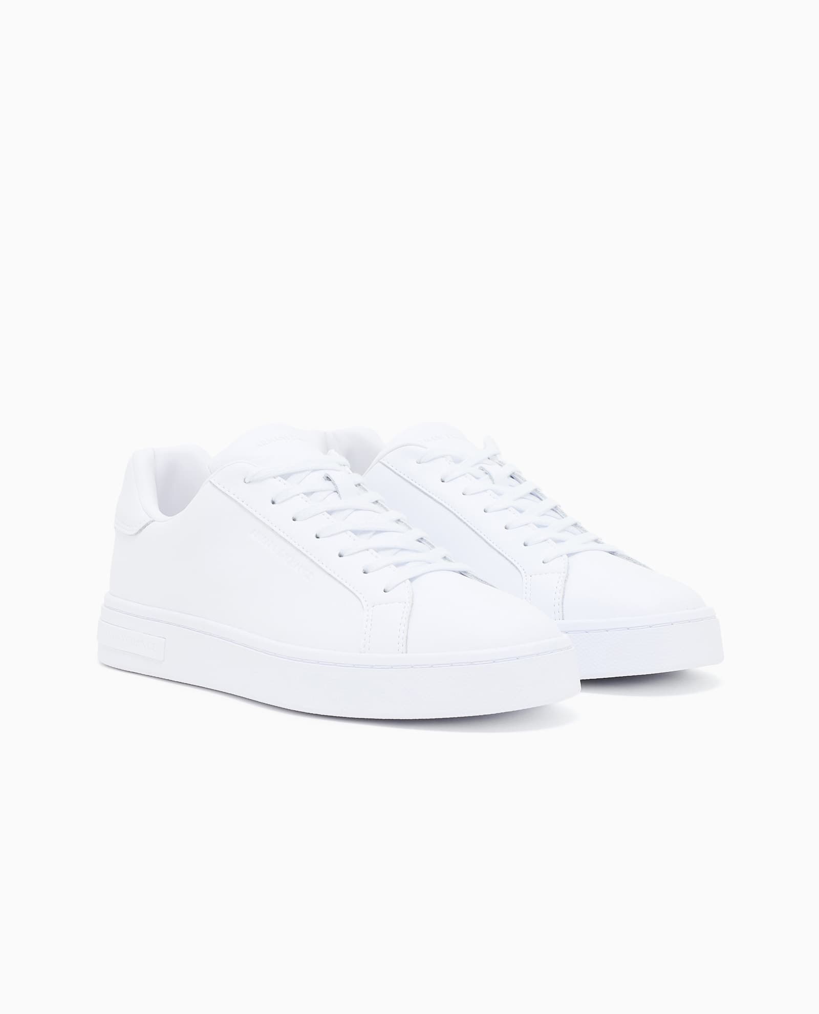 ARMANI EXCHANGE Sneakers