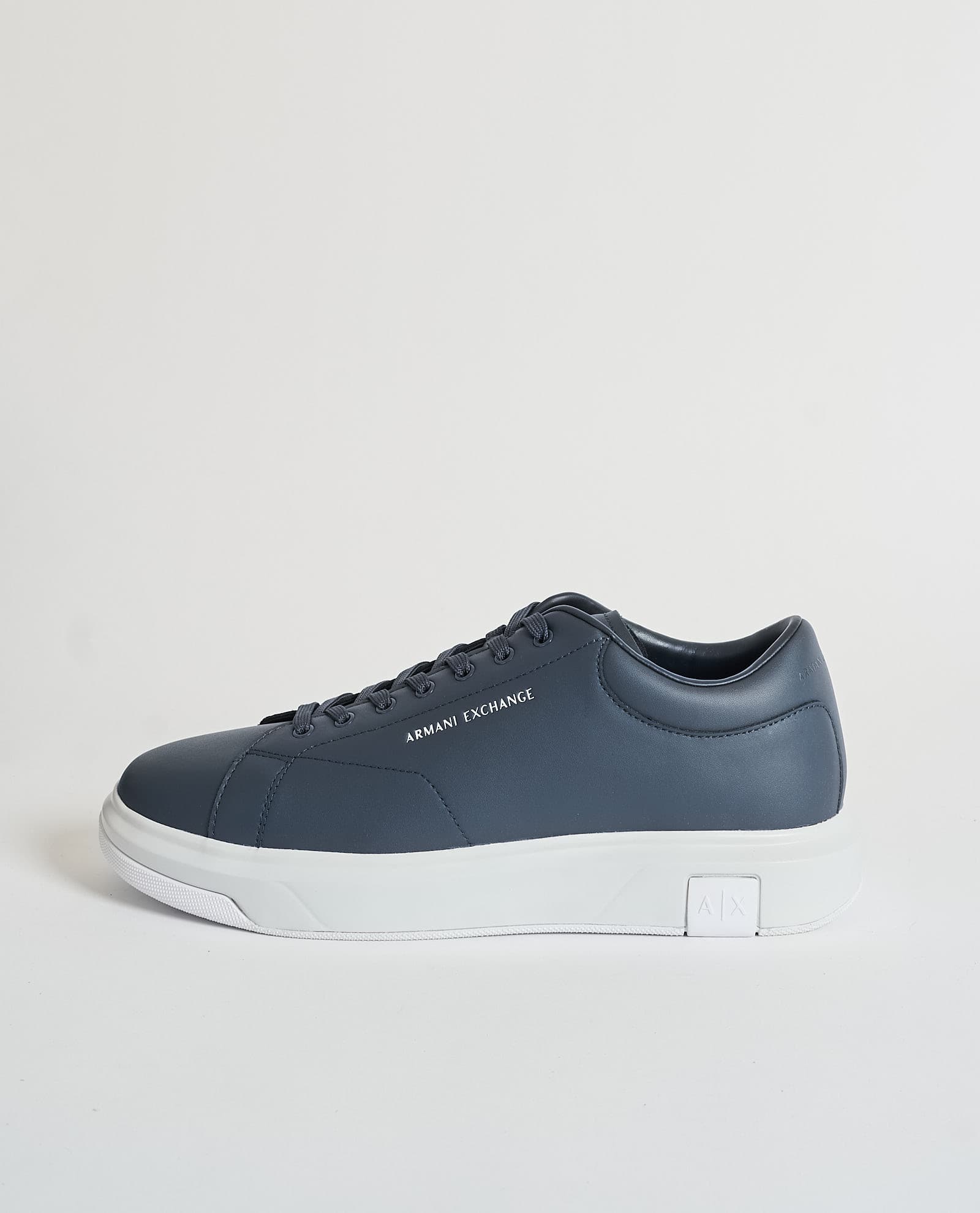 ARMANI EXCHANGE Sneakers