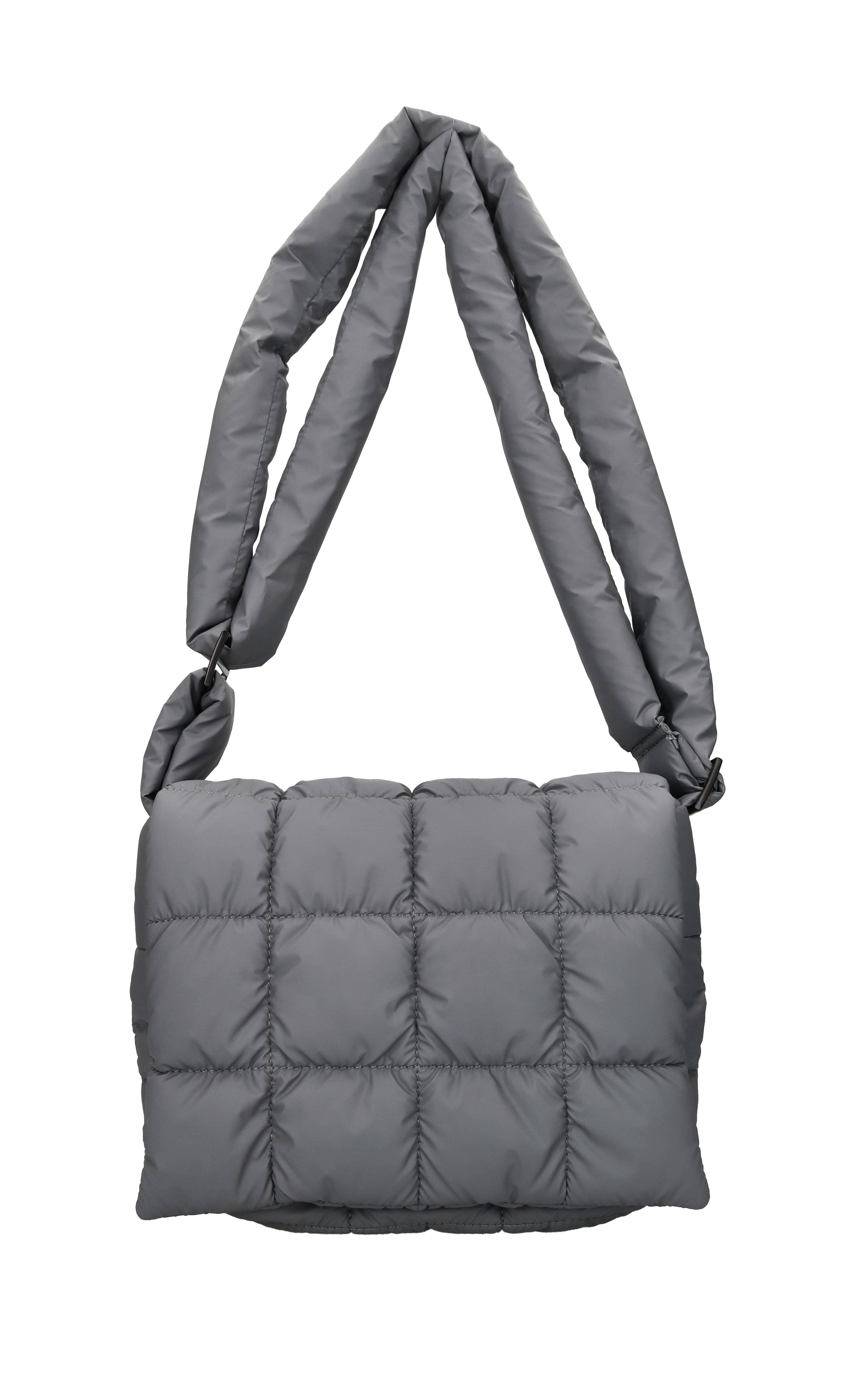 VEECOLLECTIVE Bags..