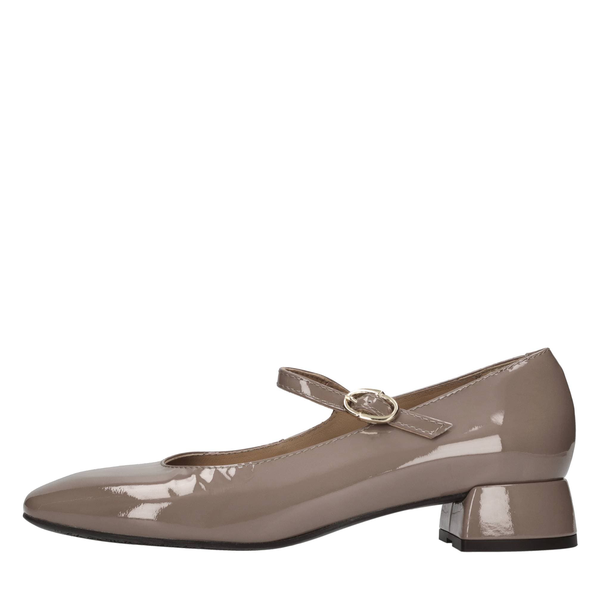 Patent leather pumps — Brown