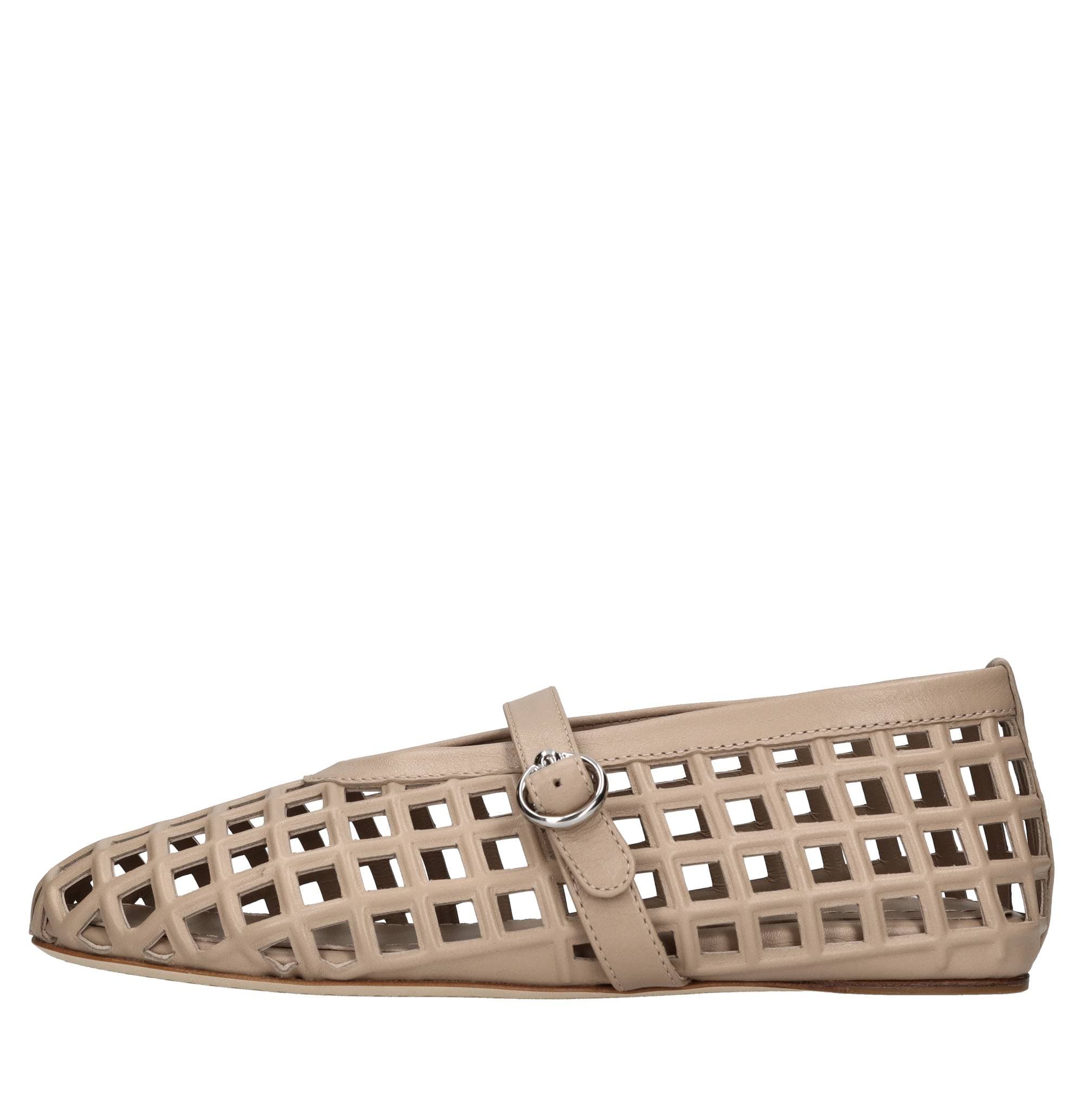 3JUIN Flat shoes