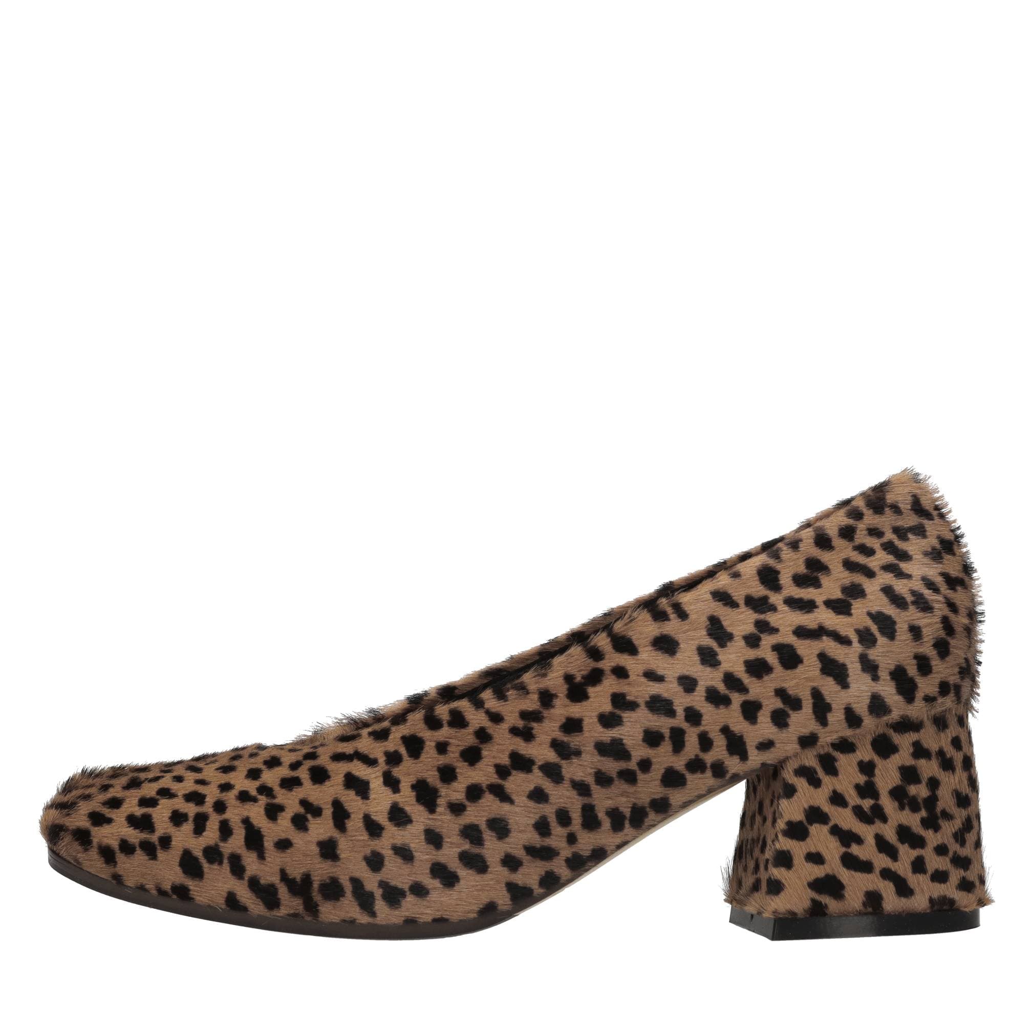 Pony skyn pumps