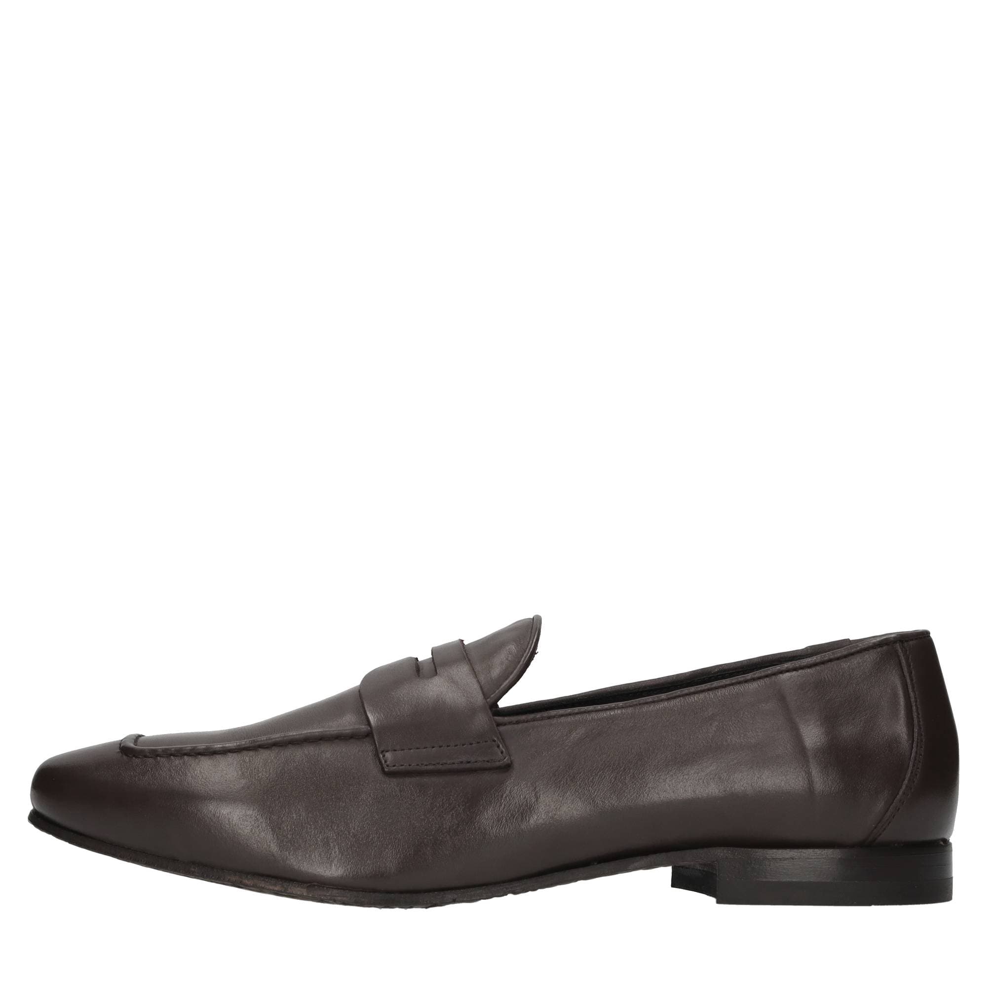 Leather loafers — Brown