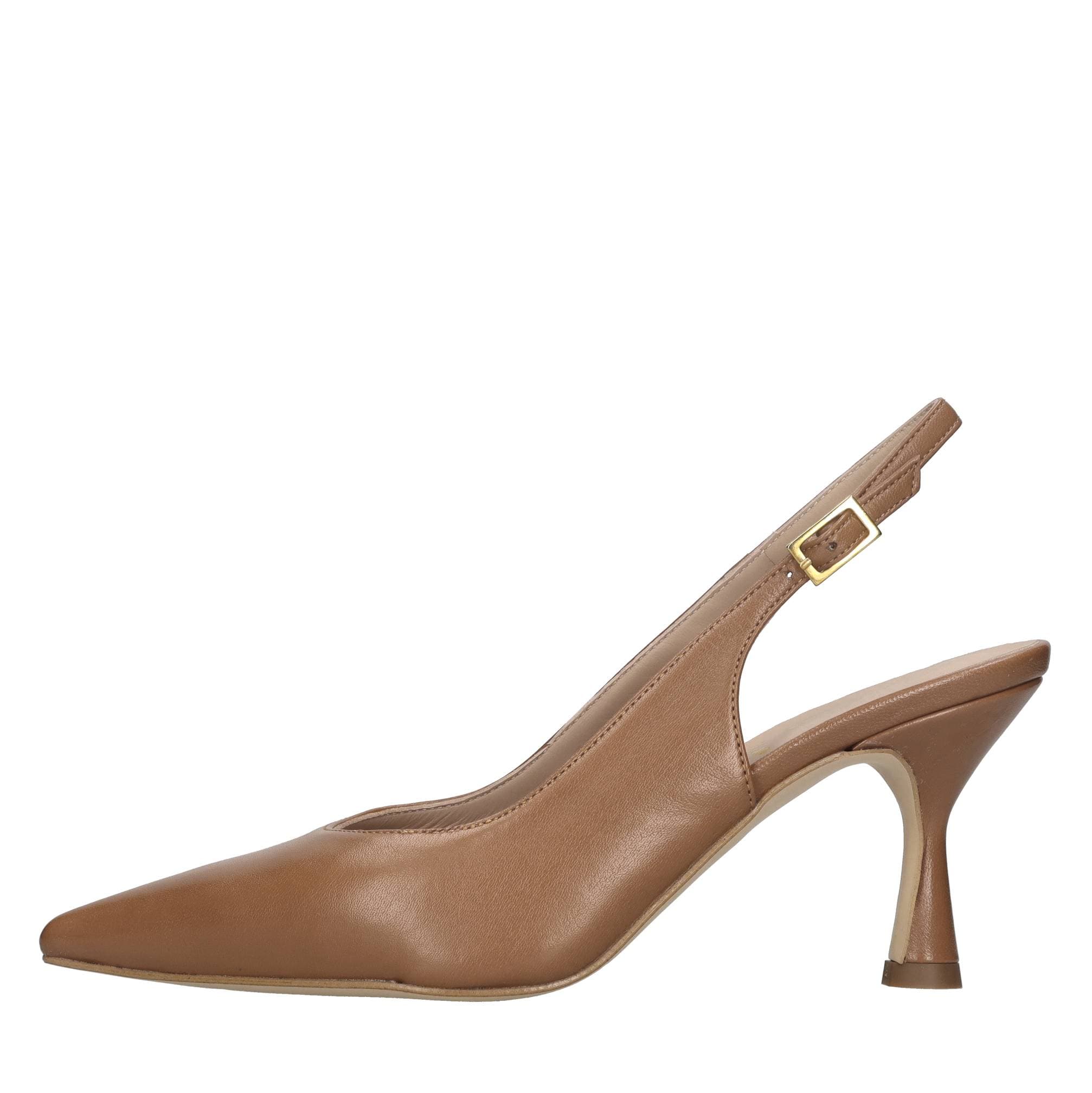 ANDREA PINTO With Heel