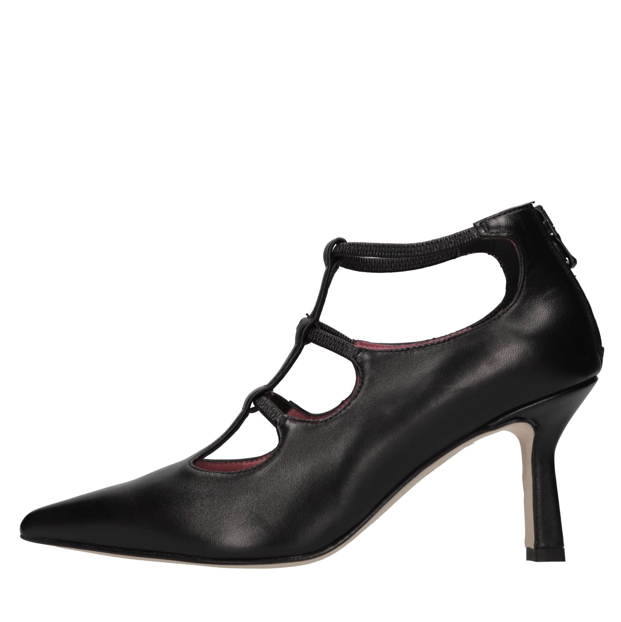 Leather pumps with horizontal elastic bands — Black