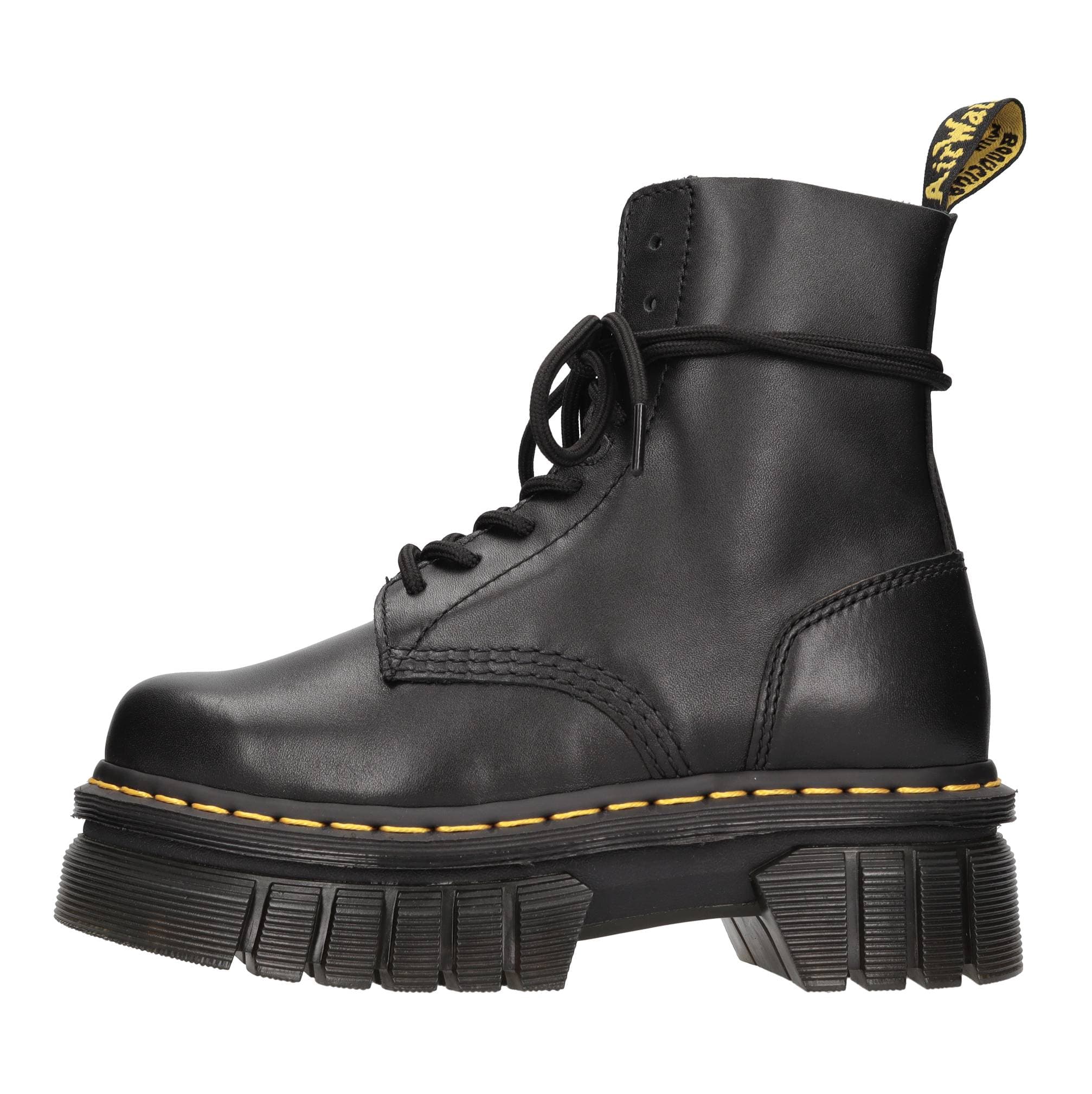 DR. MARTENS Boots