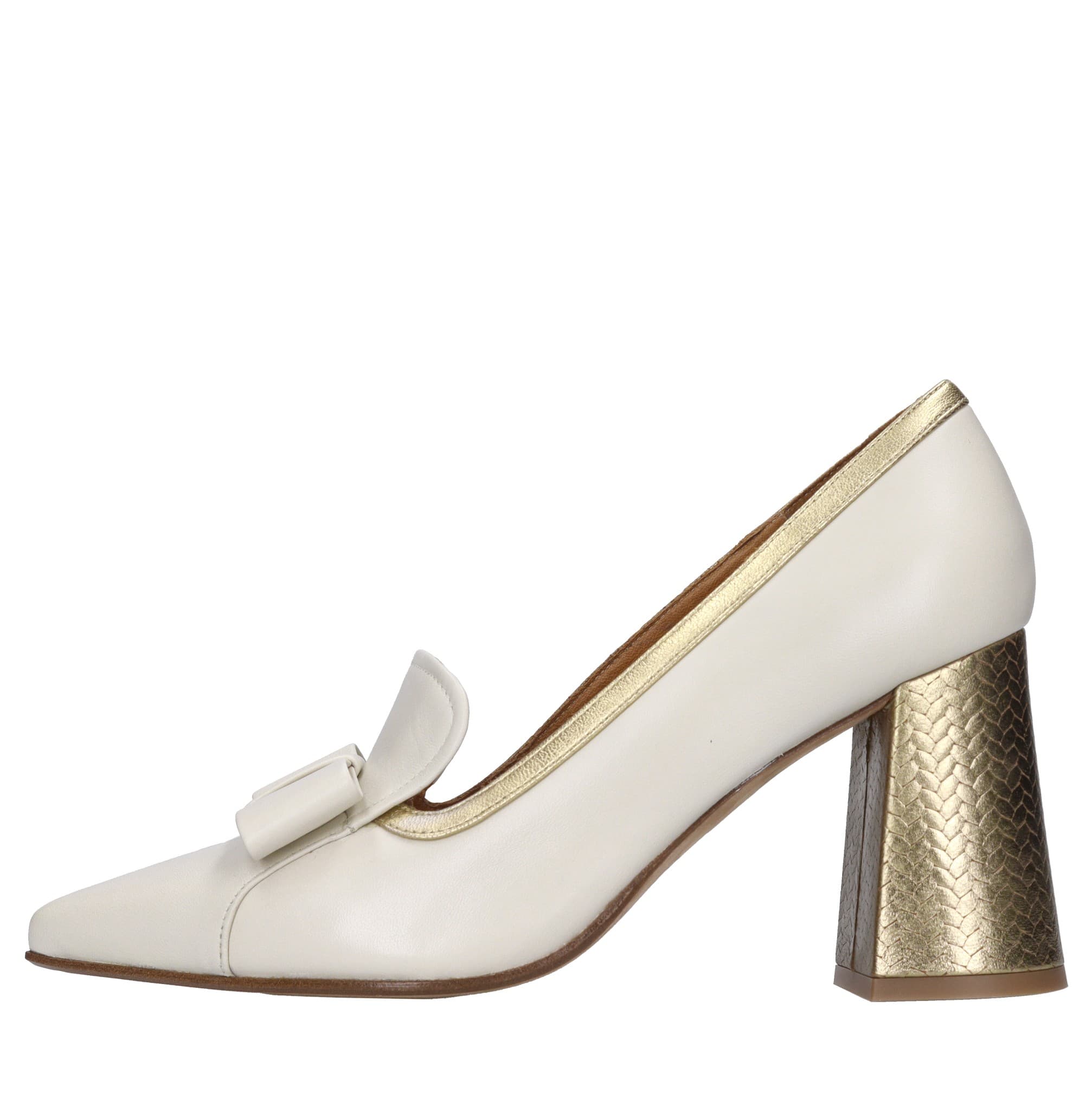 Chie Mihara With Heel